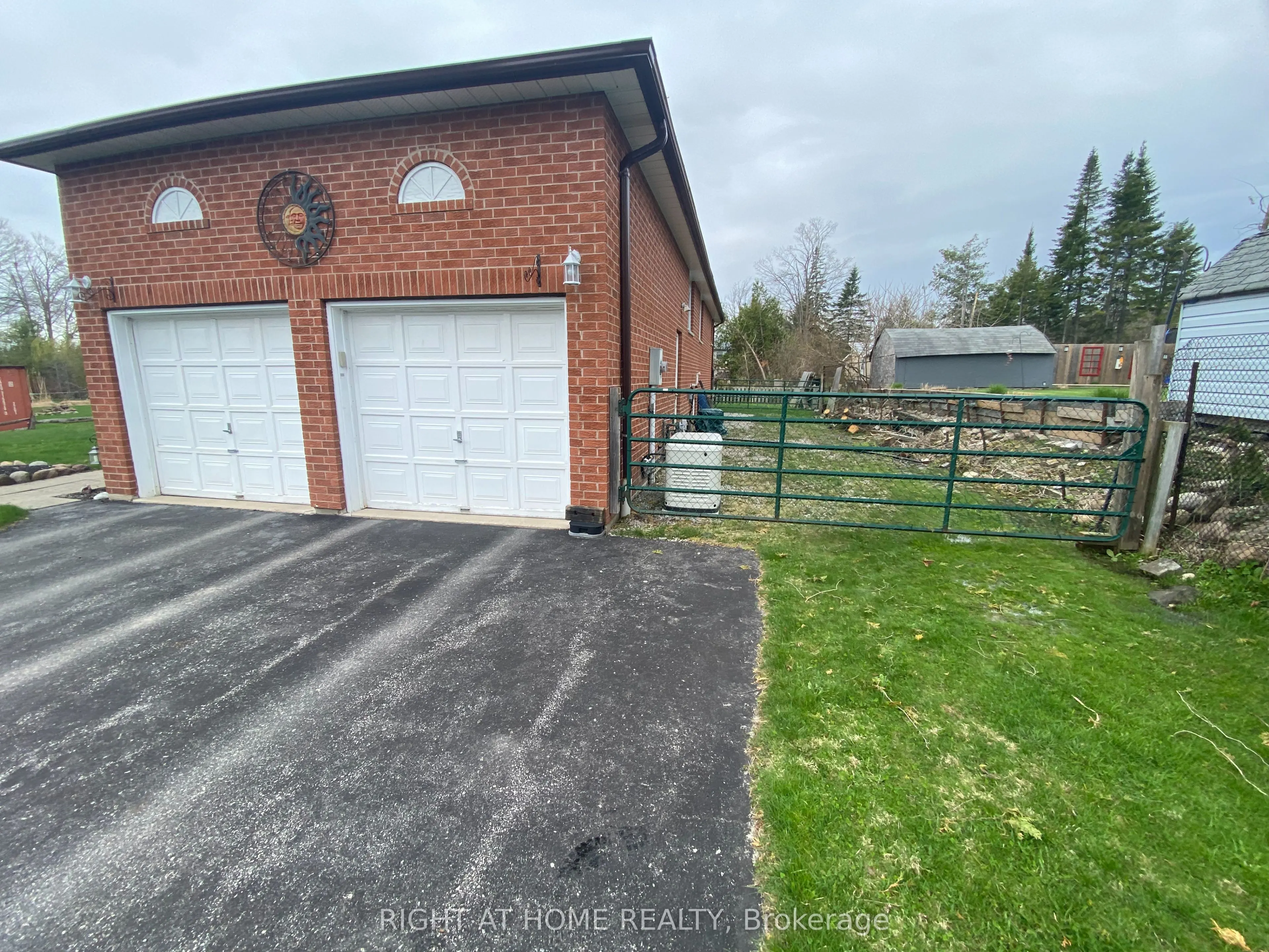 4 Campbell Avenue