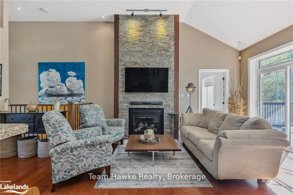 90 WINDERMERE Circle