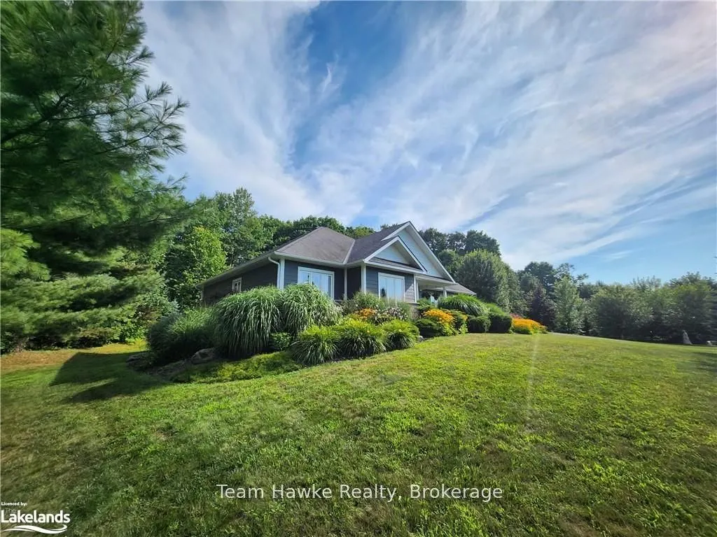 90 WINDERMERE Circle