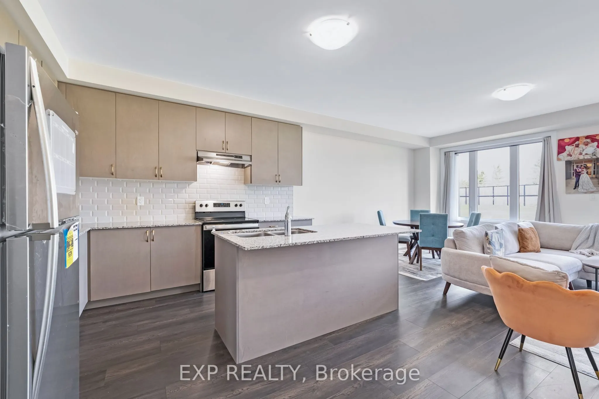122 Turnberry Lane