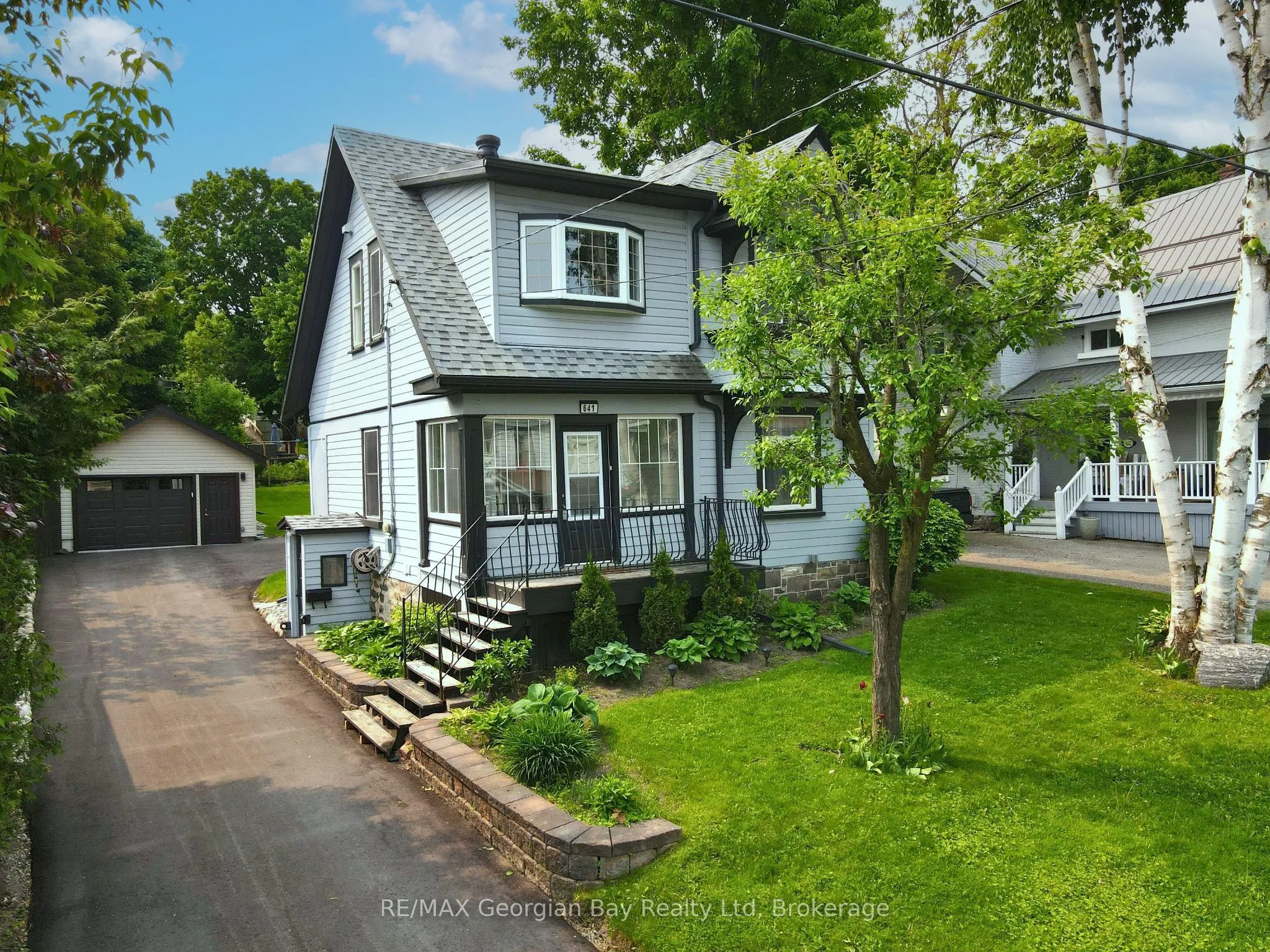 641 Bay Street