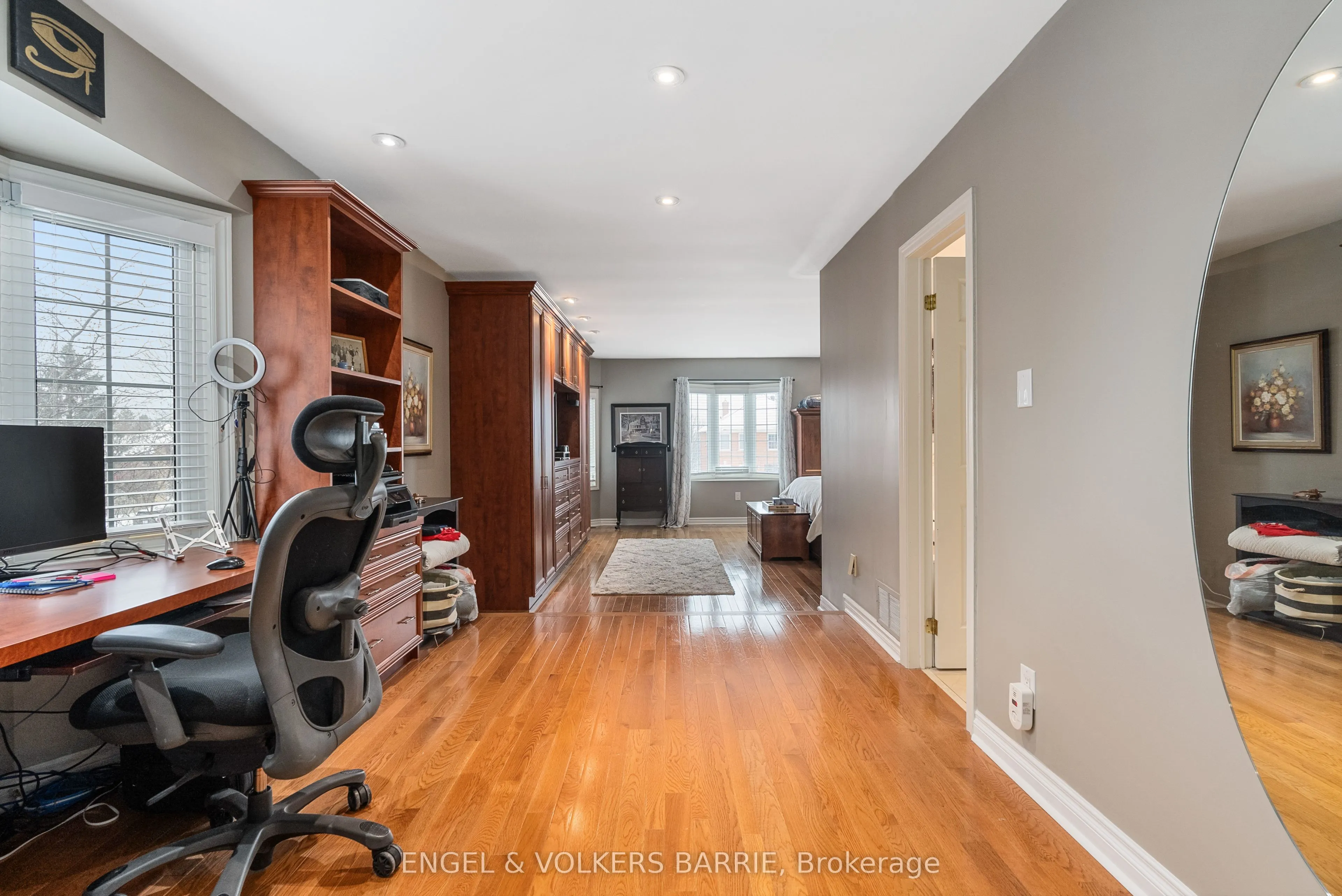 19 Grand Forest Drive