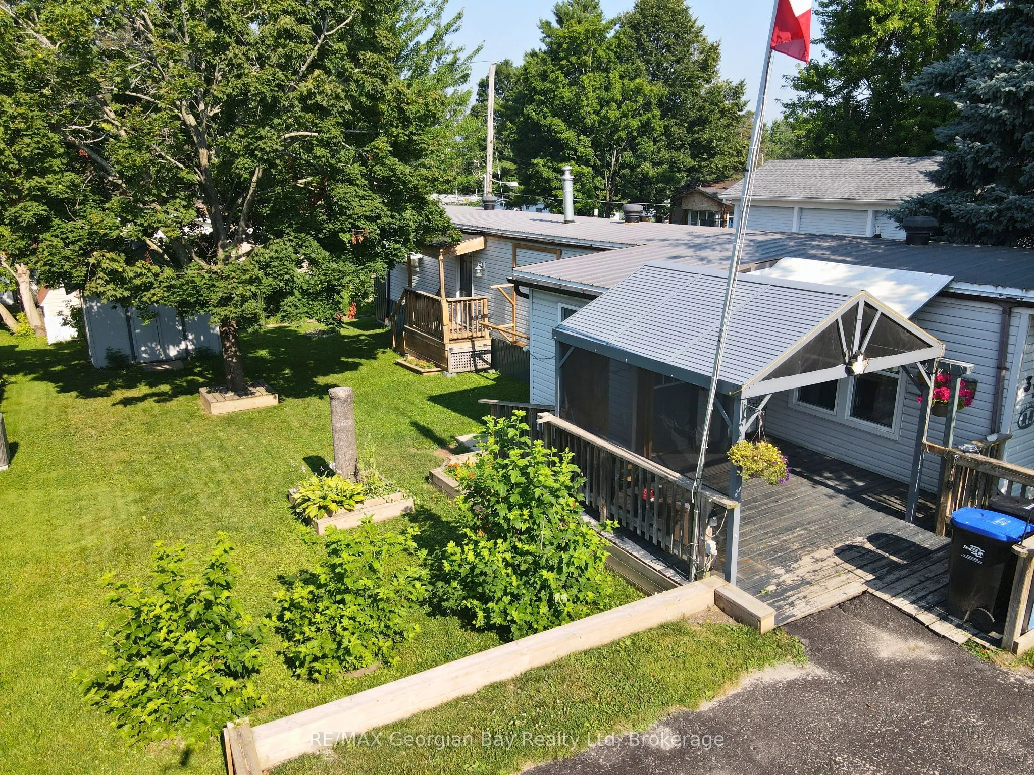 32 Northland Road
