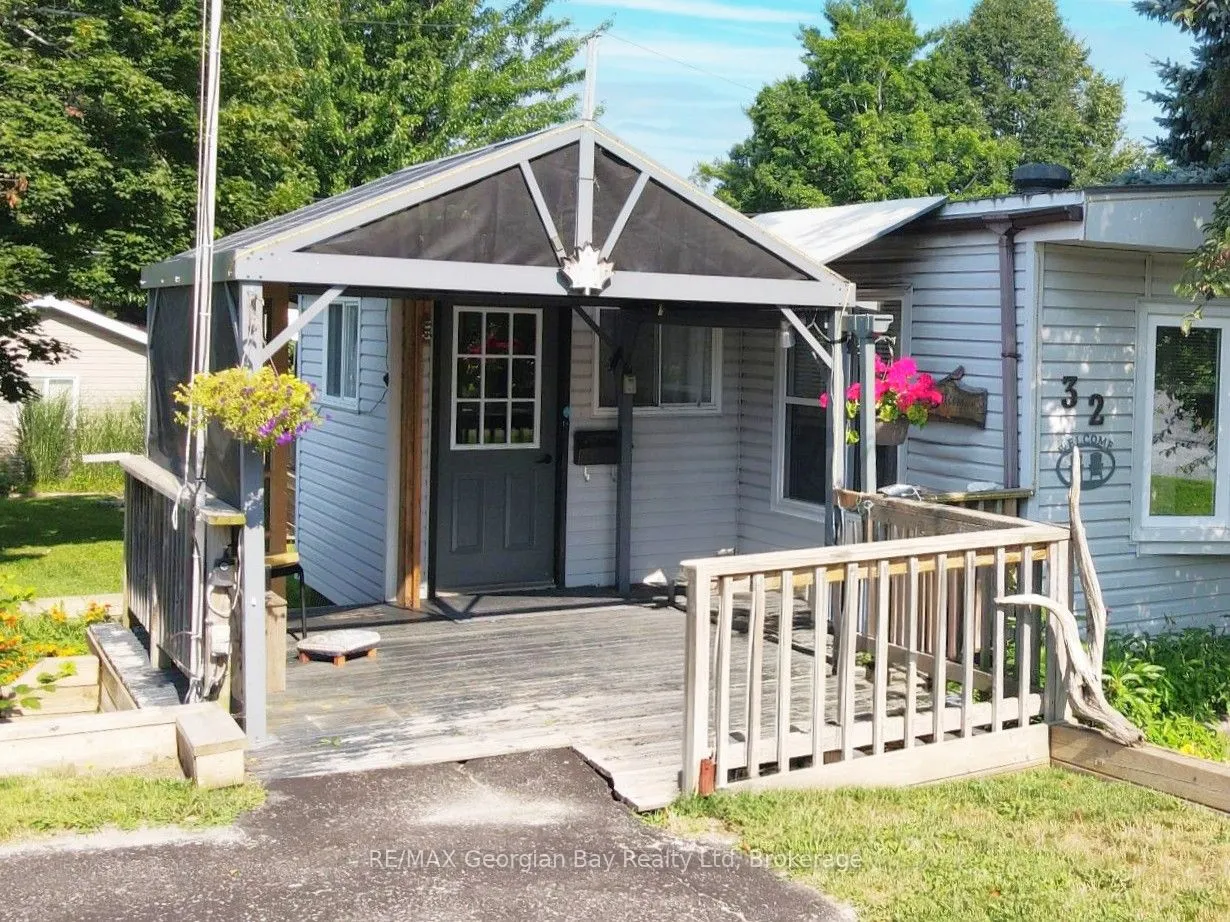 32 Northland Road