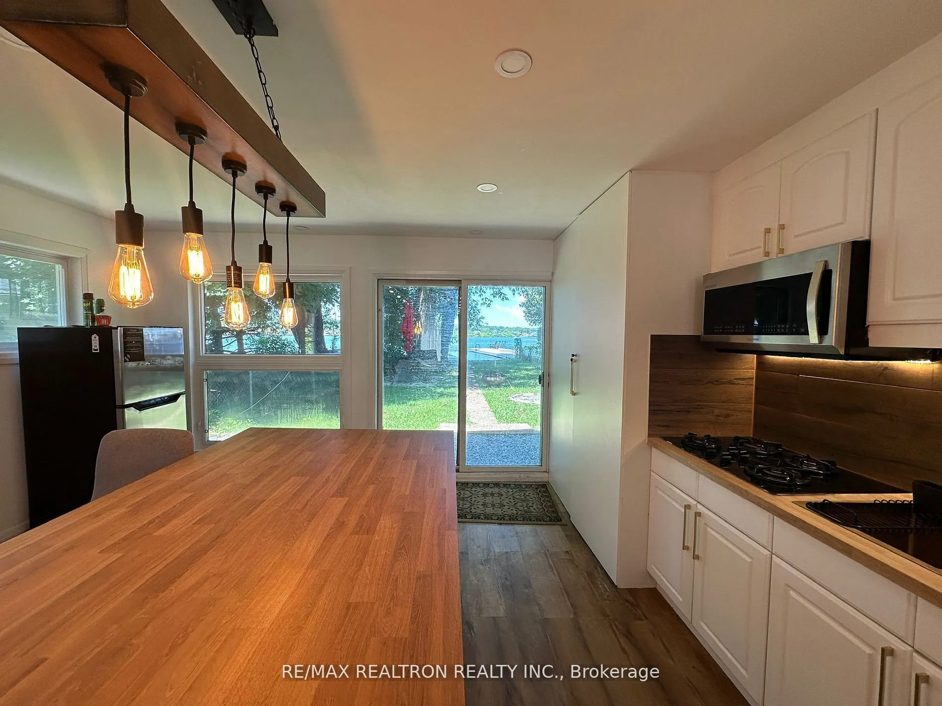 172 Cedar Island Road