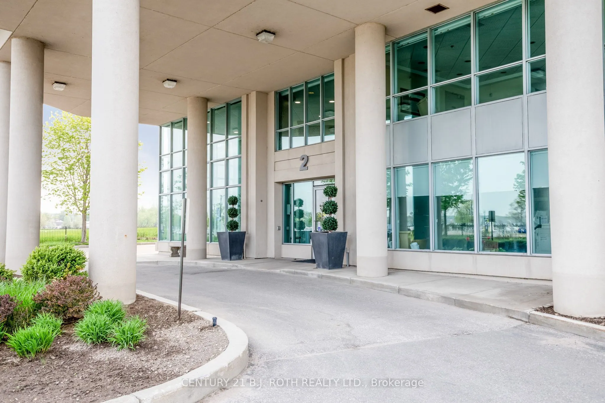 2 Toronto Street, #PH1 1