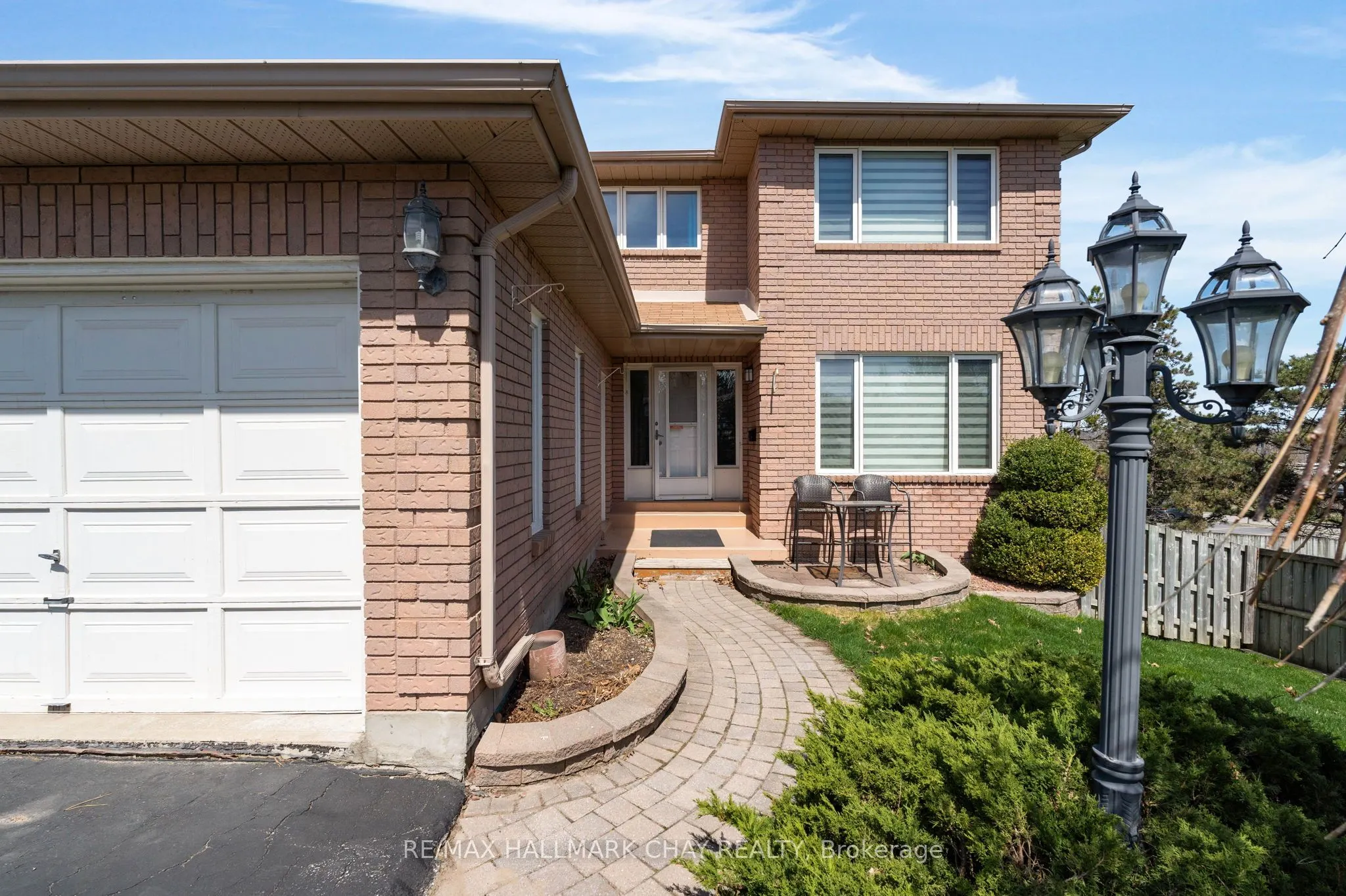 4 Trillium Crescent