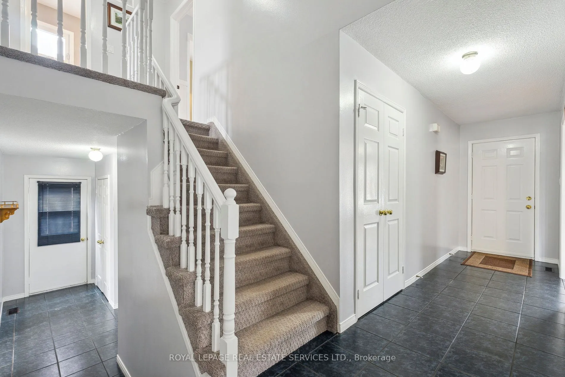 19 Engel Crescent