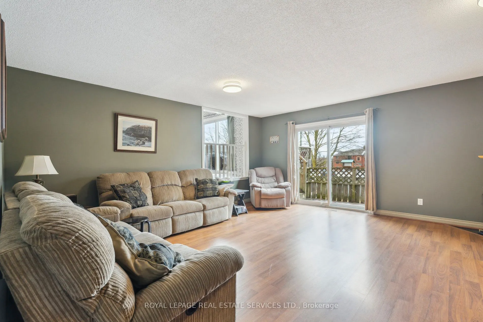 19 Engel Crescent