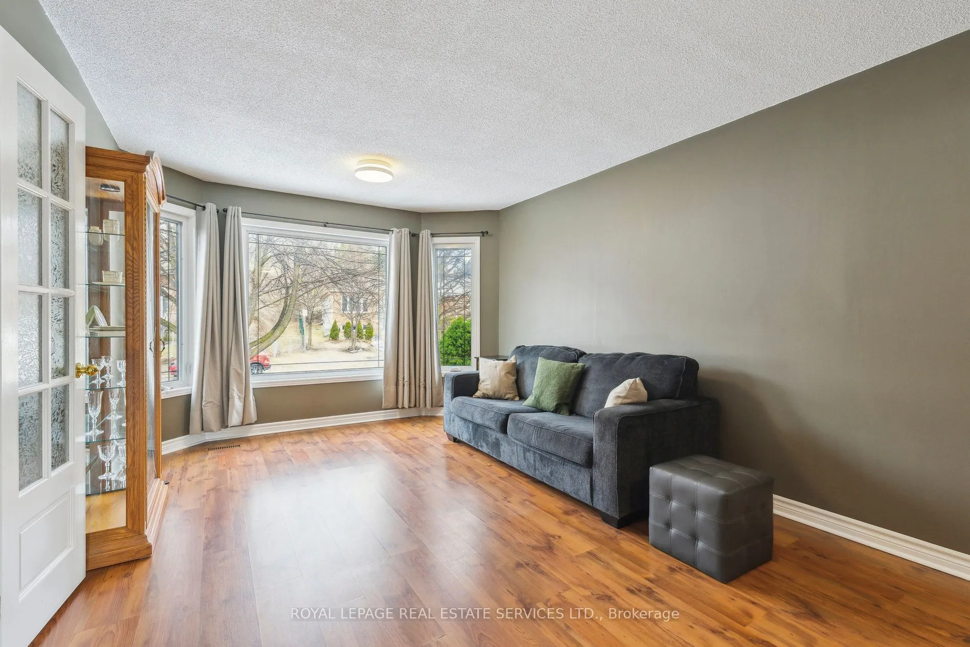 19 Engel Crescent