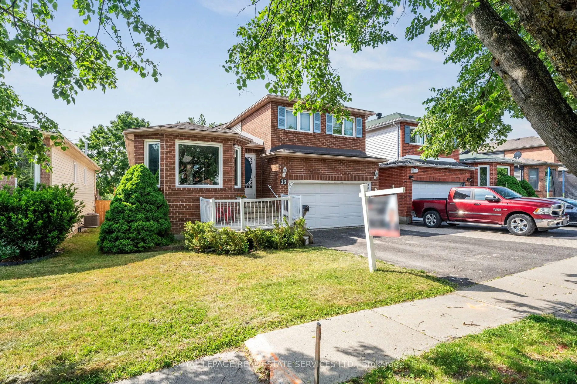 19 Engel Crescent