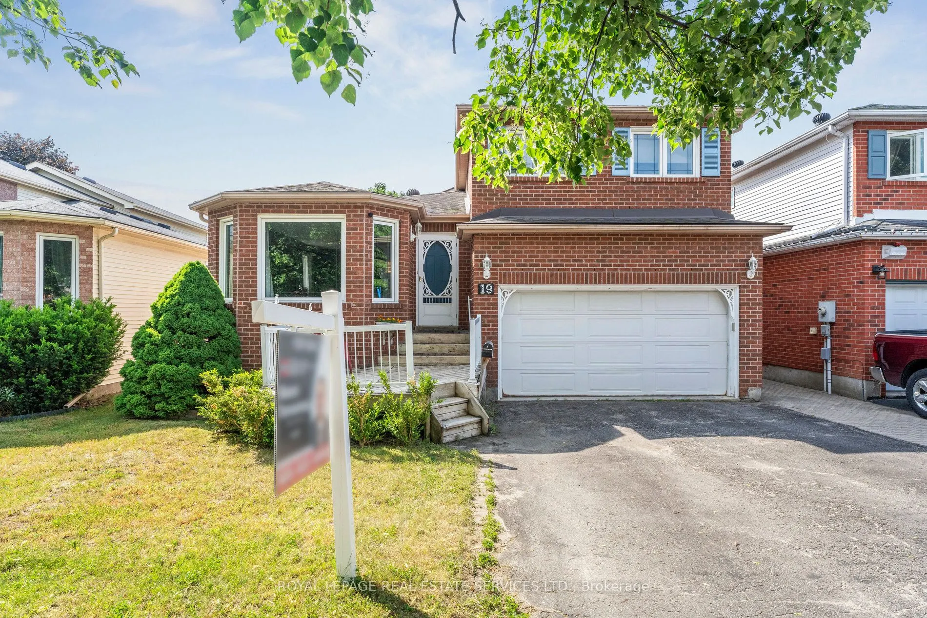 19 Engel Crescent