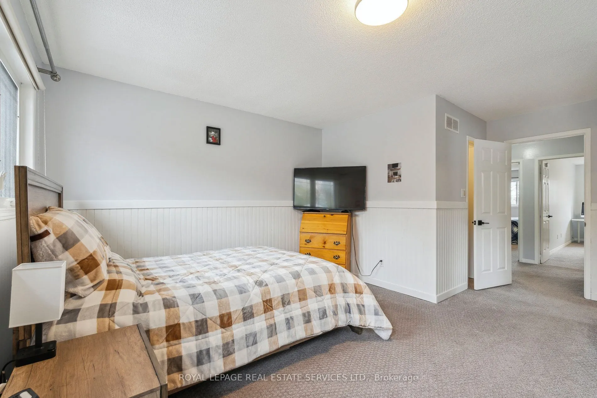 19 Engel Crescent
