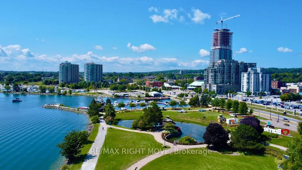150 Dunlop Street E, #1108