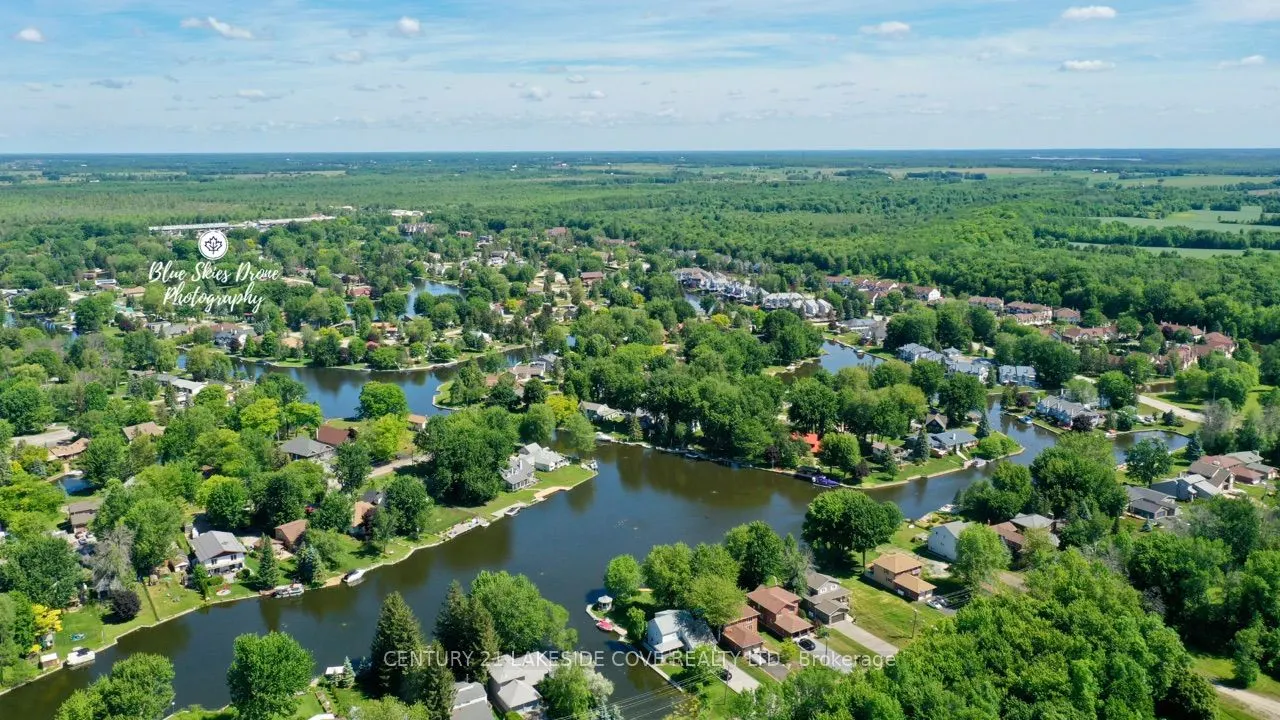 4 Paradise Boulevard #19