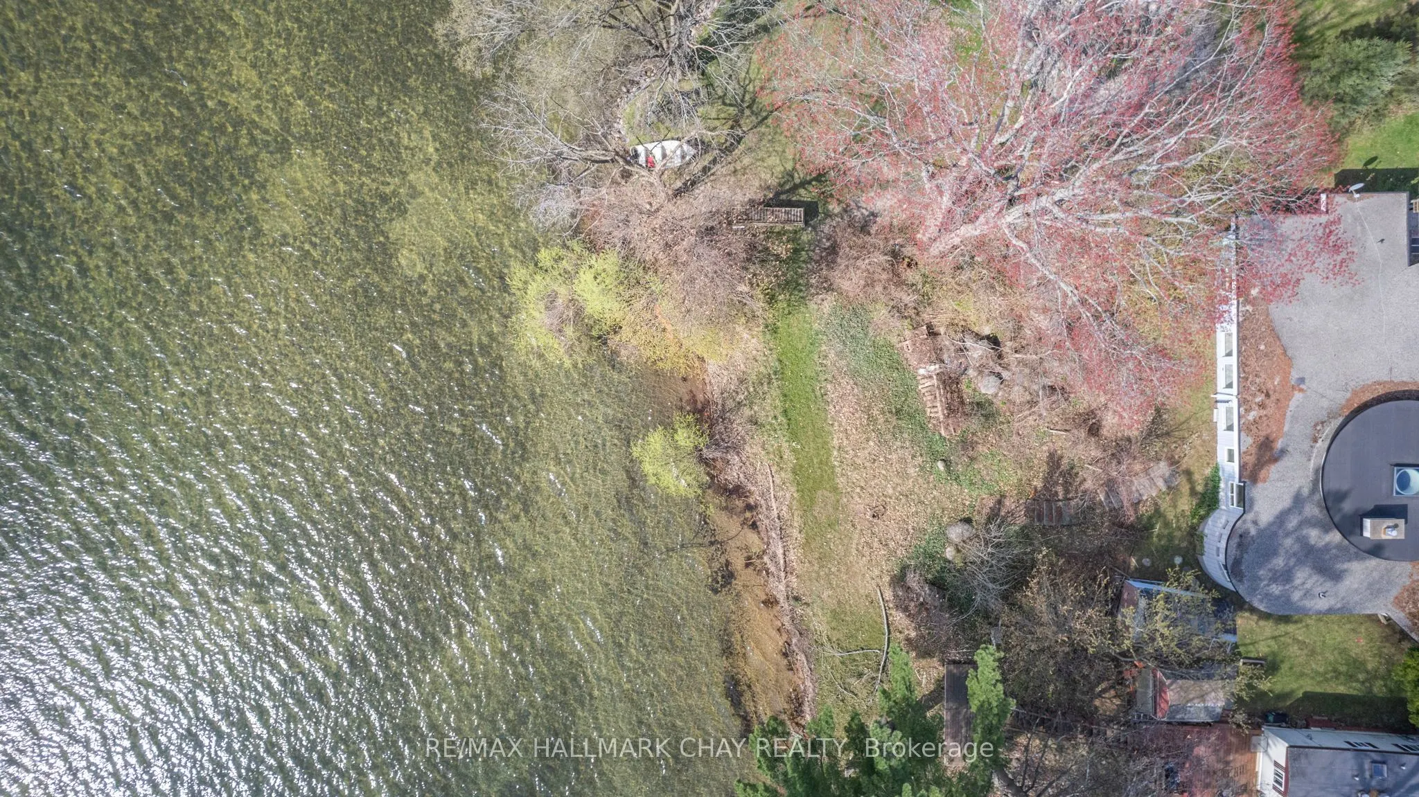 4 Lakeshore Road