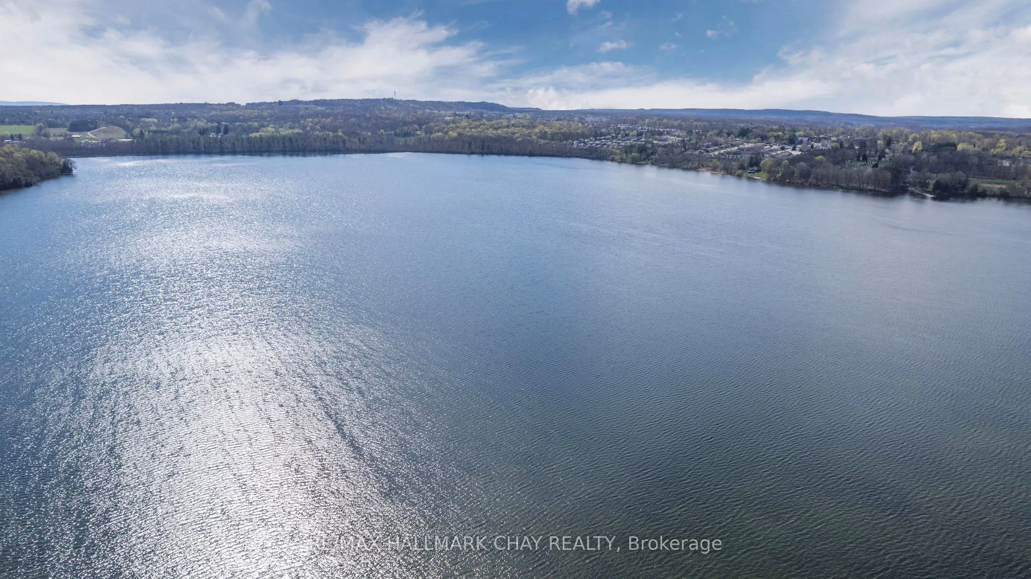 4 Lakeshore Road