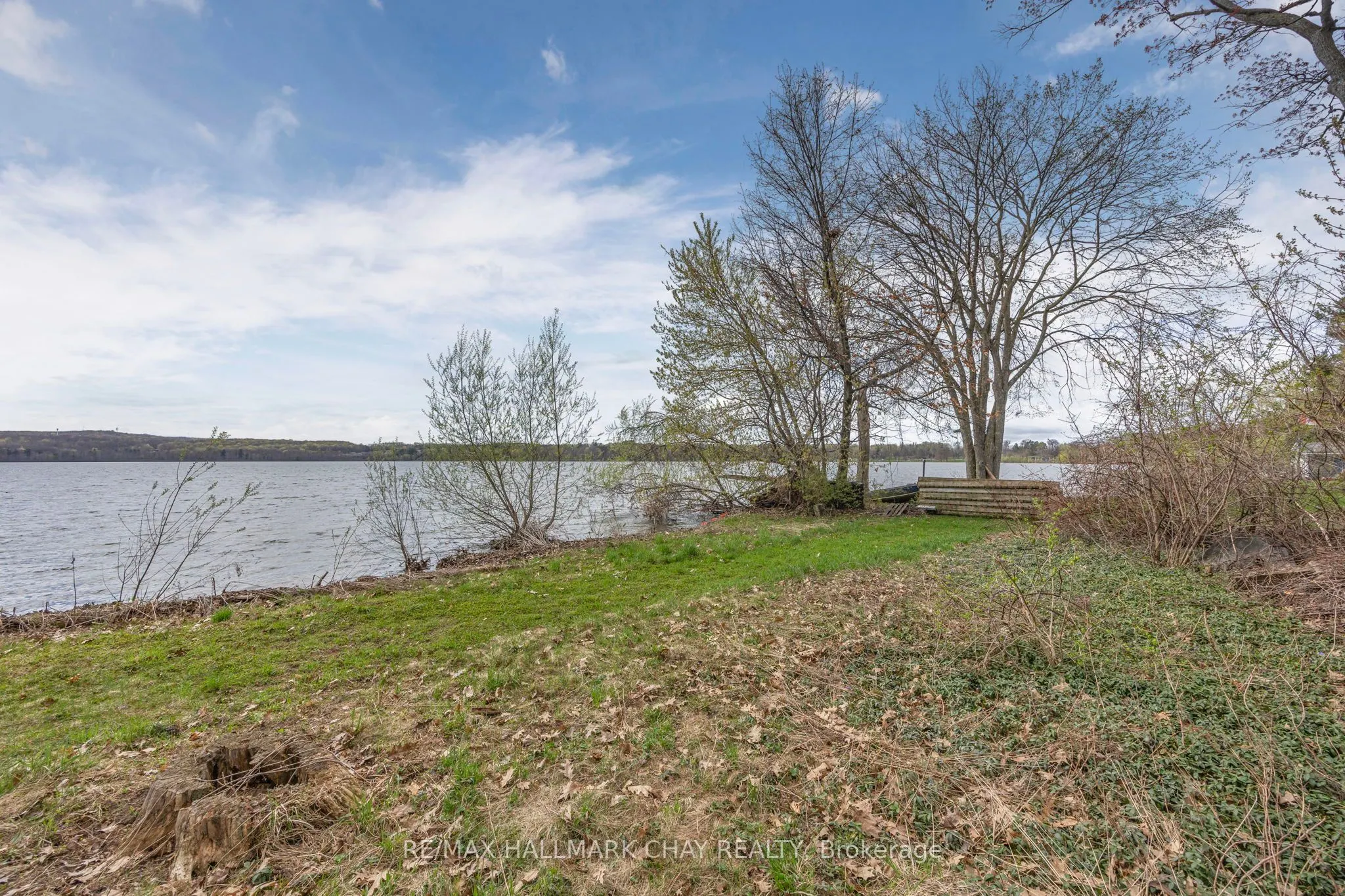 4 Lakeshore Road