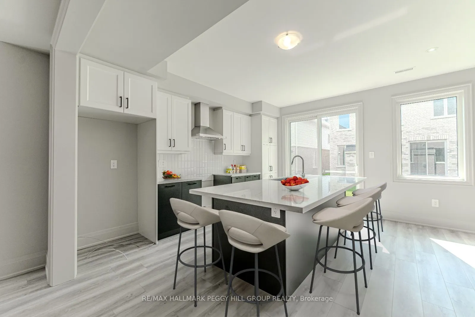5 Amsterdam Drive