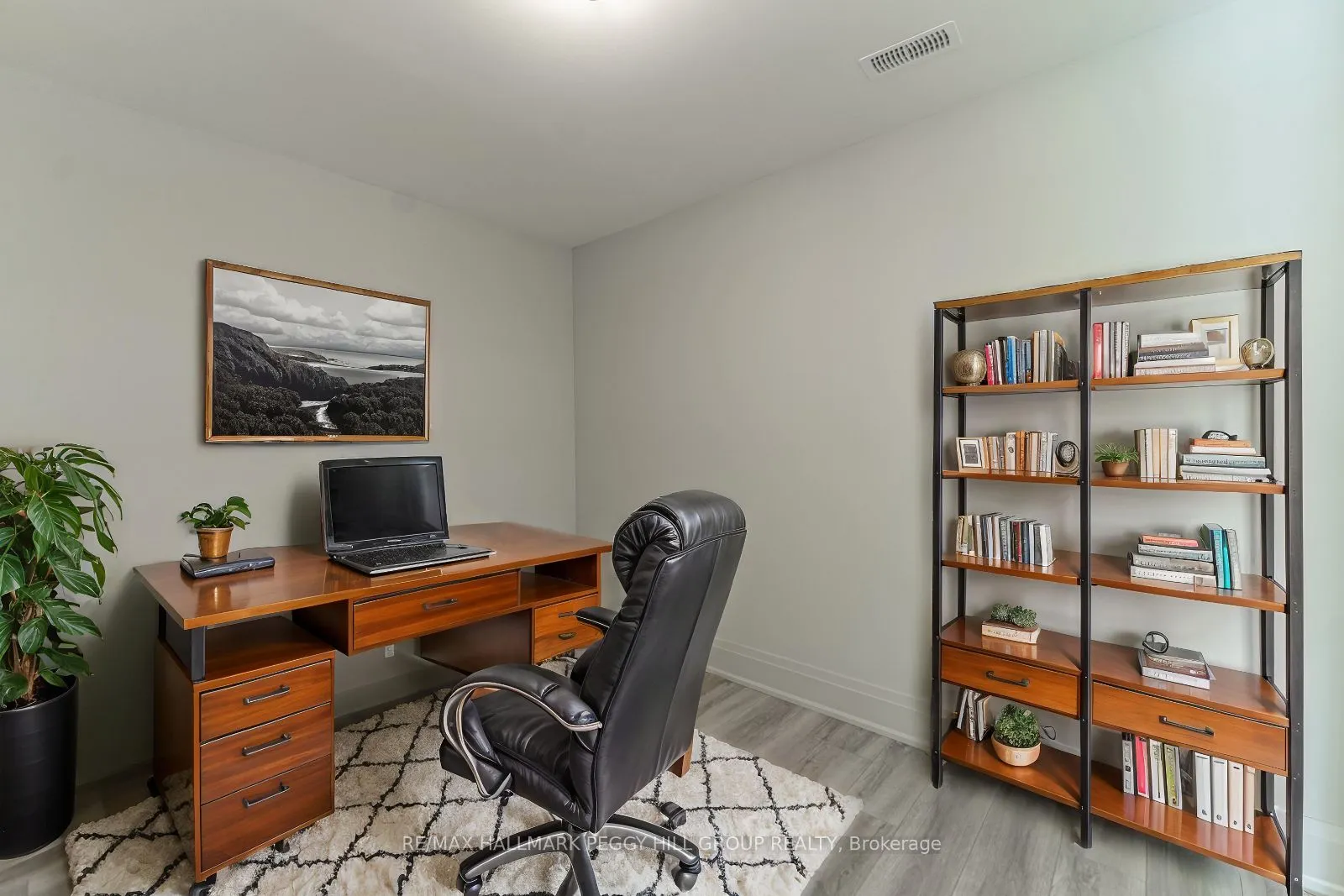 5 Amsterdam Drive