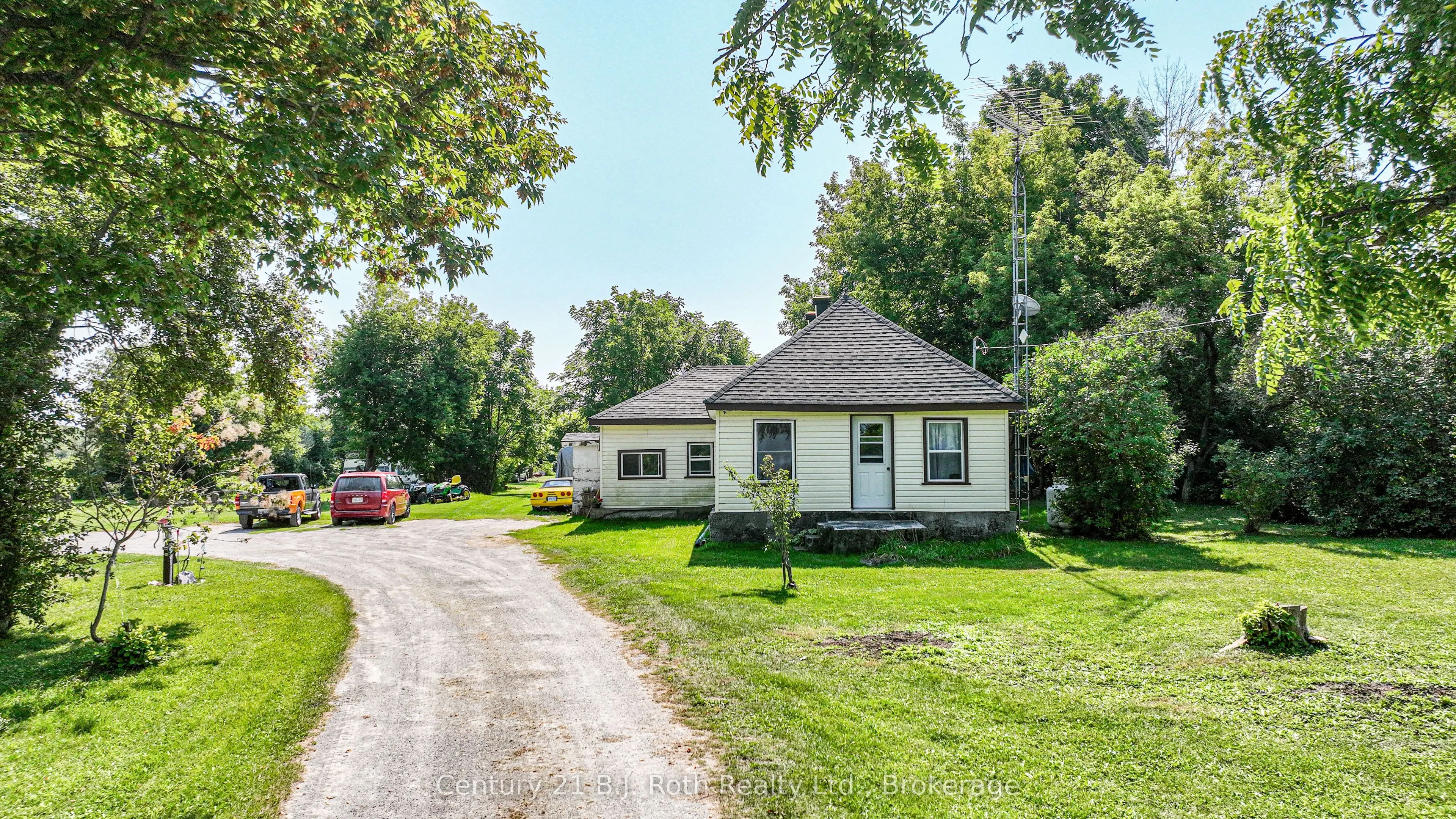 5135 SIDEROAD 25