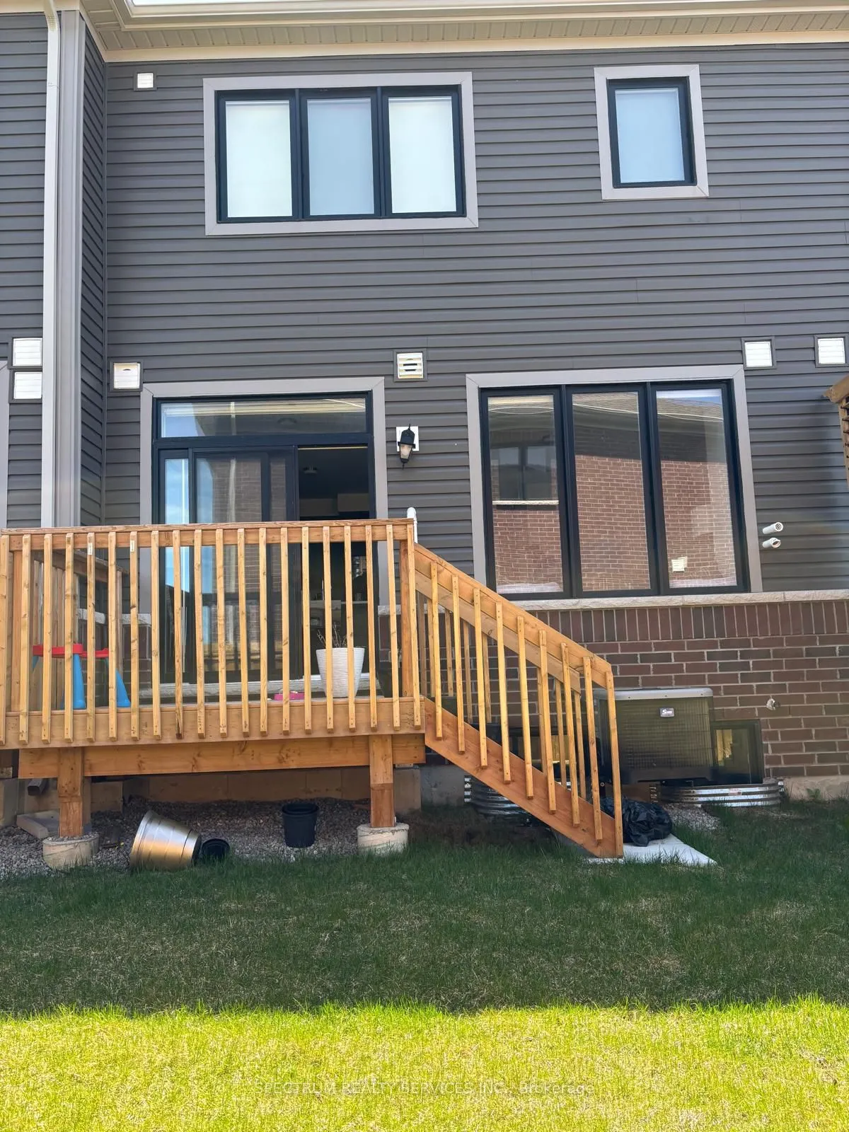 45 Milady Crescent