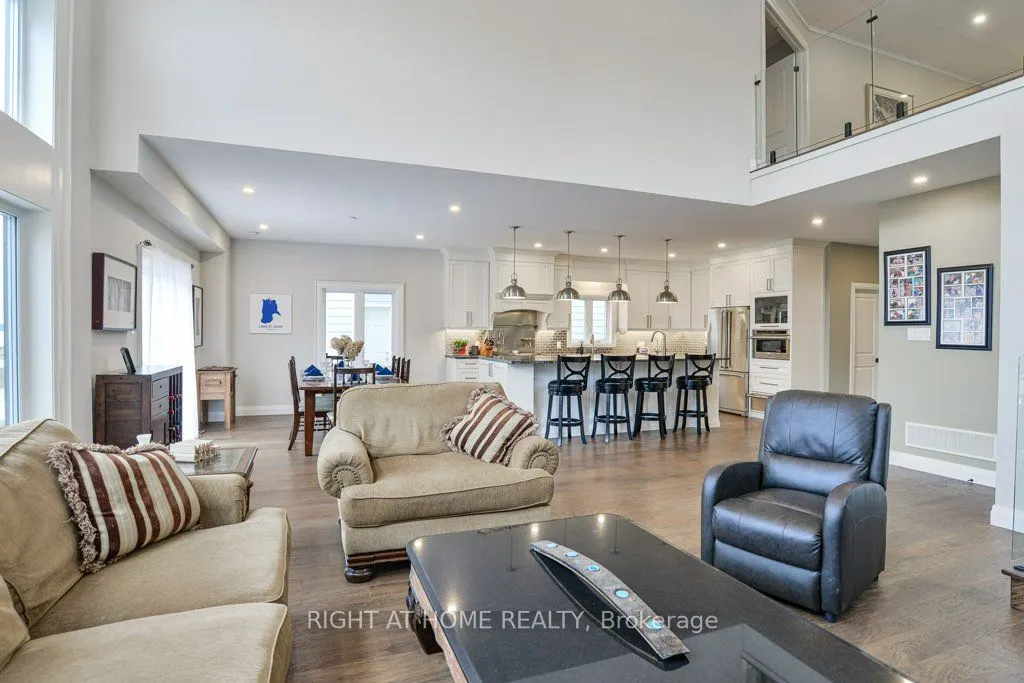 45 Rosy Beach Court E
