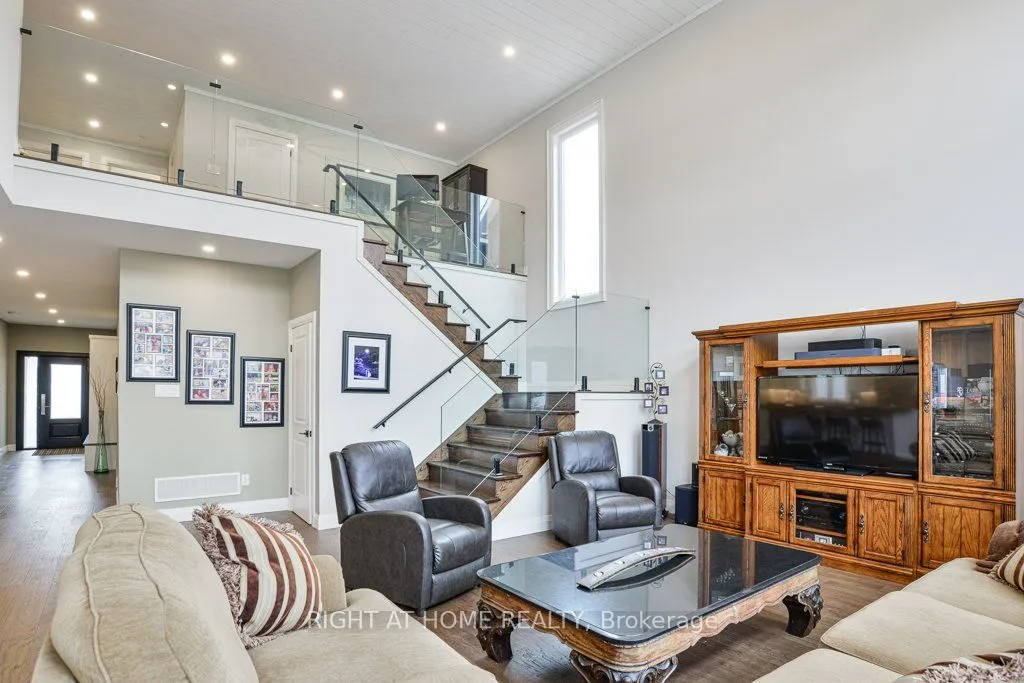 45 Rosy Beach Court E