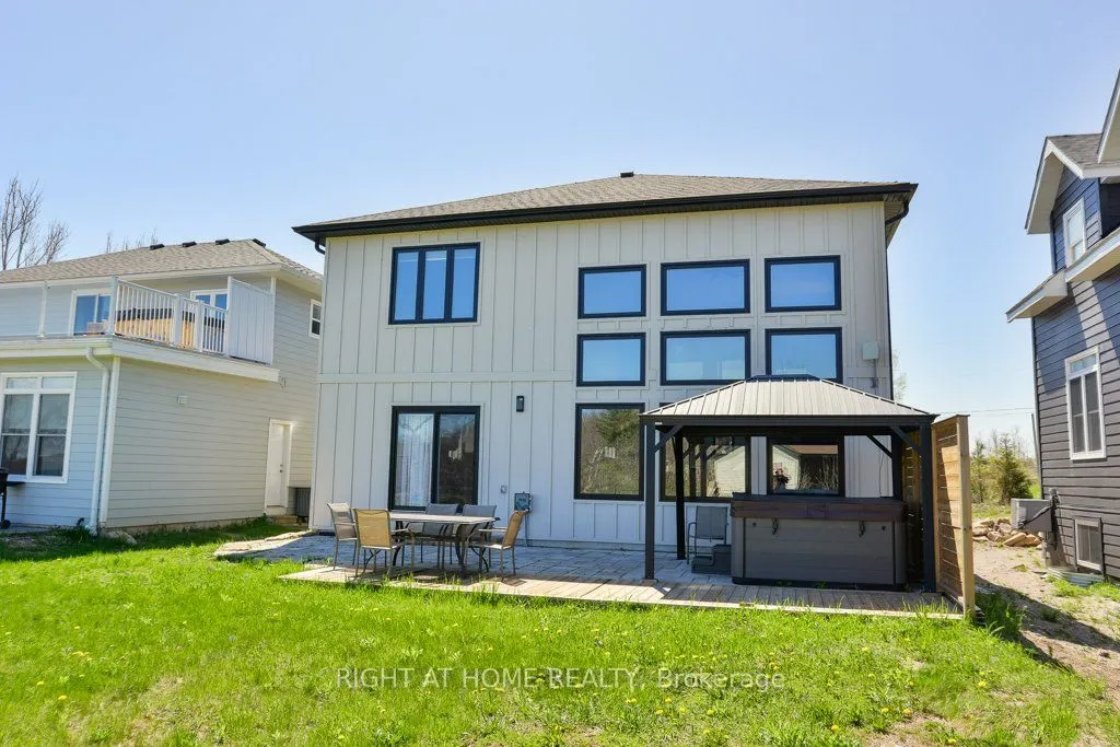 45 Rosy Beach Court E