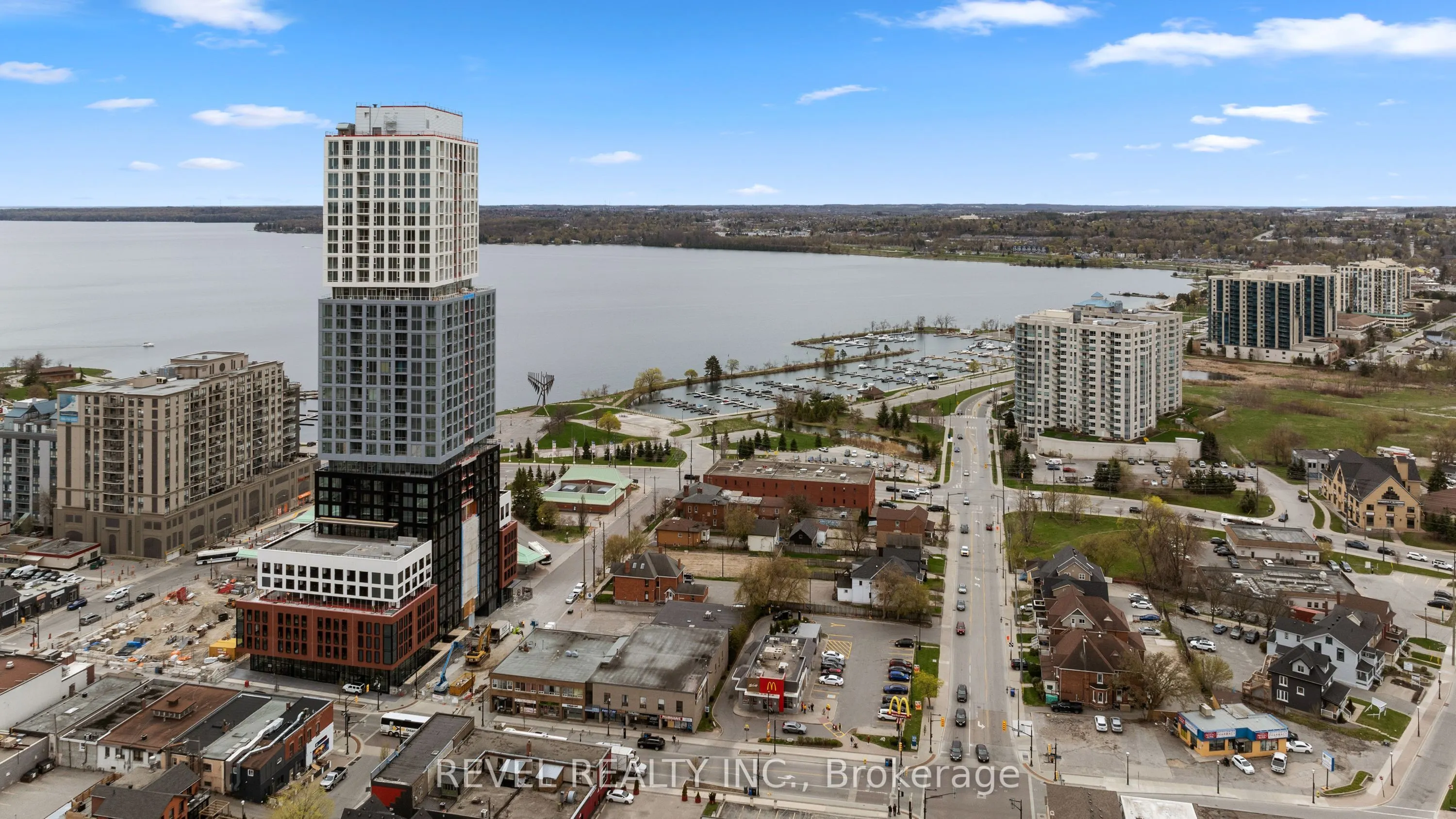 39 Mary Street, #2805
