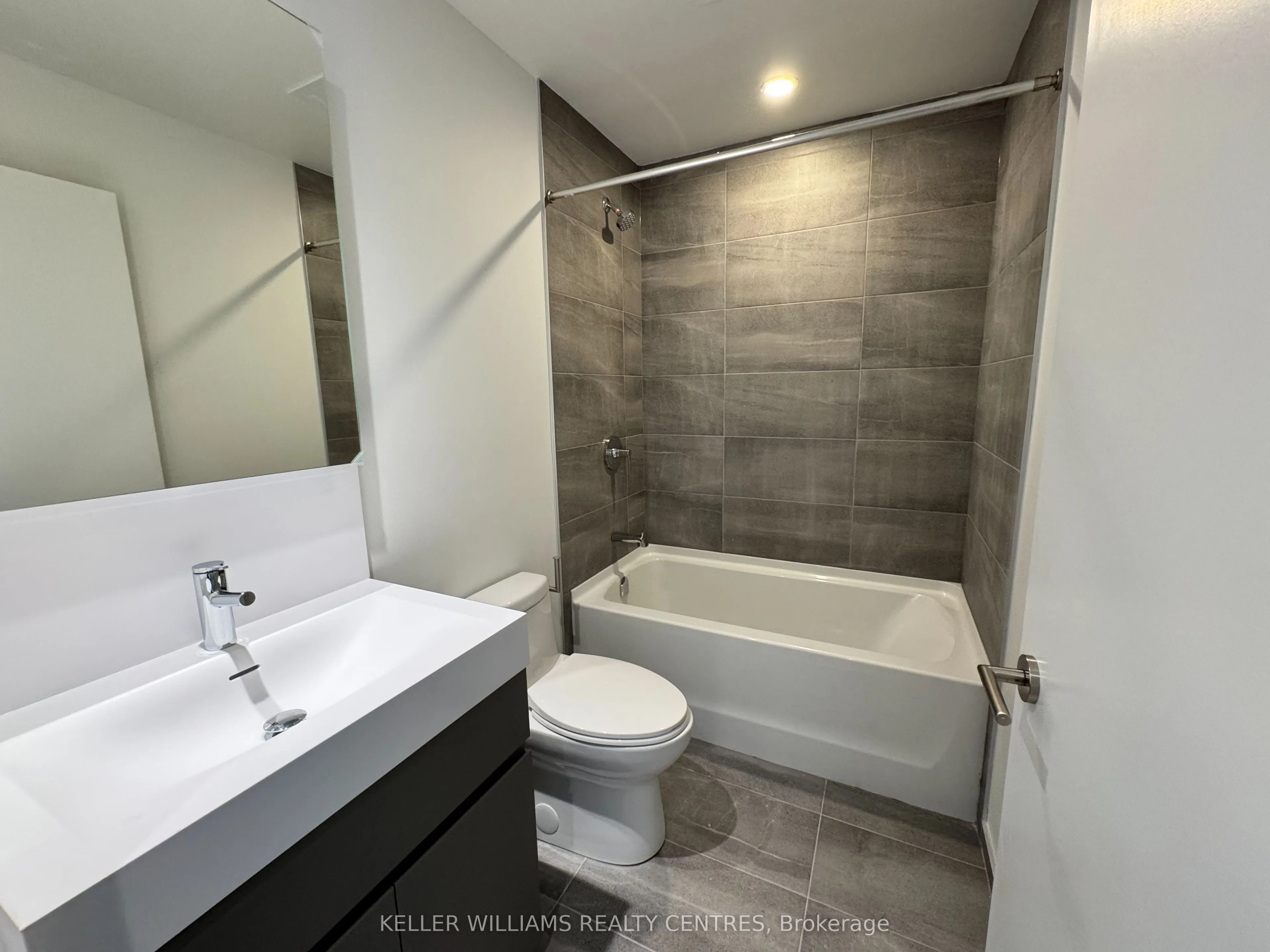 39 Mary Street, #1504