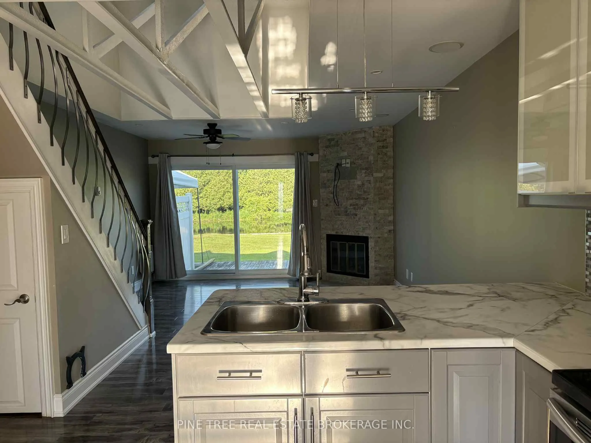 81 Laguna Parkway, #12