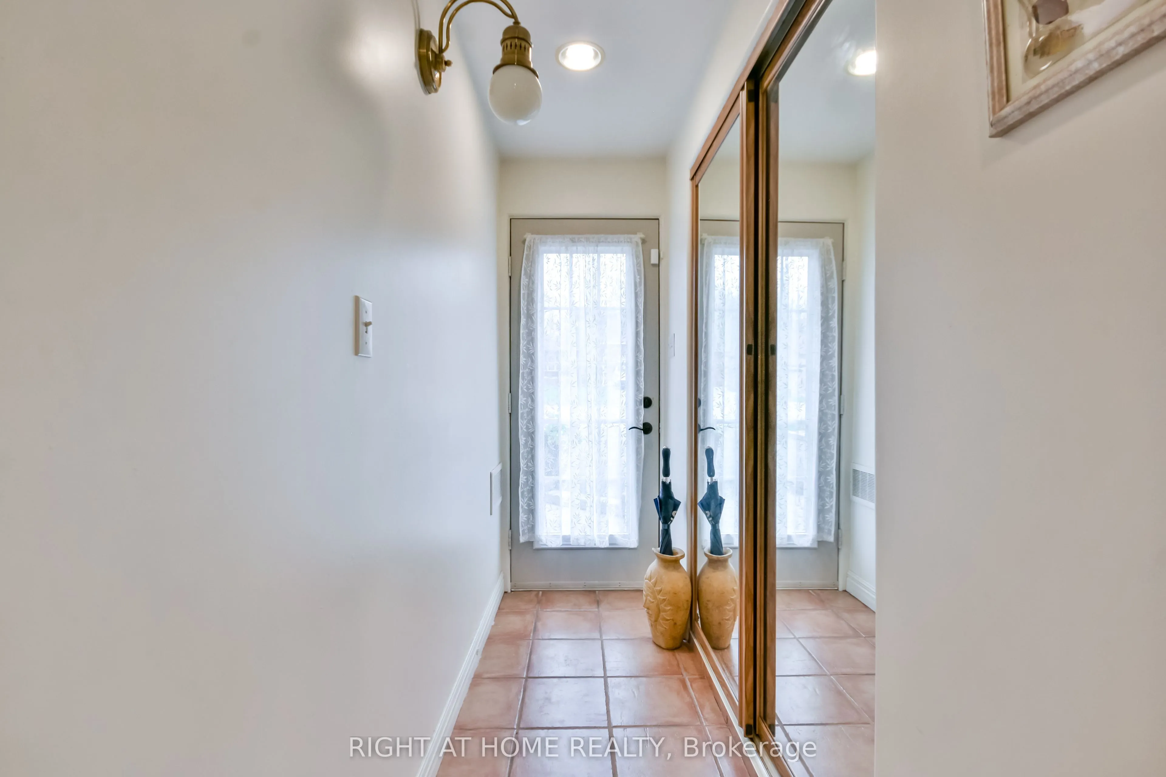 287 Edgehill Drive