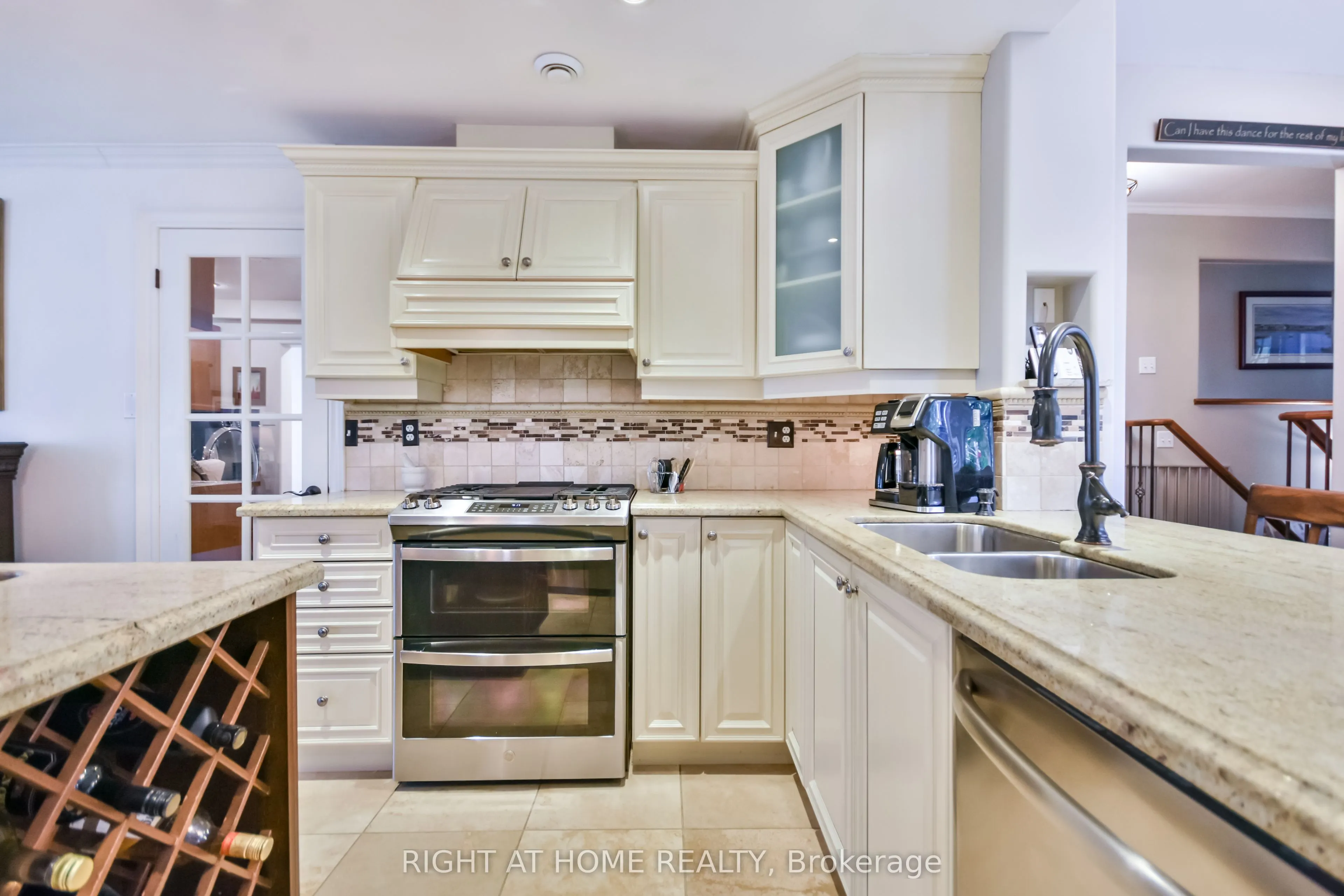 287 Edgehill Drive