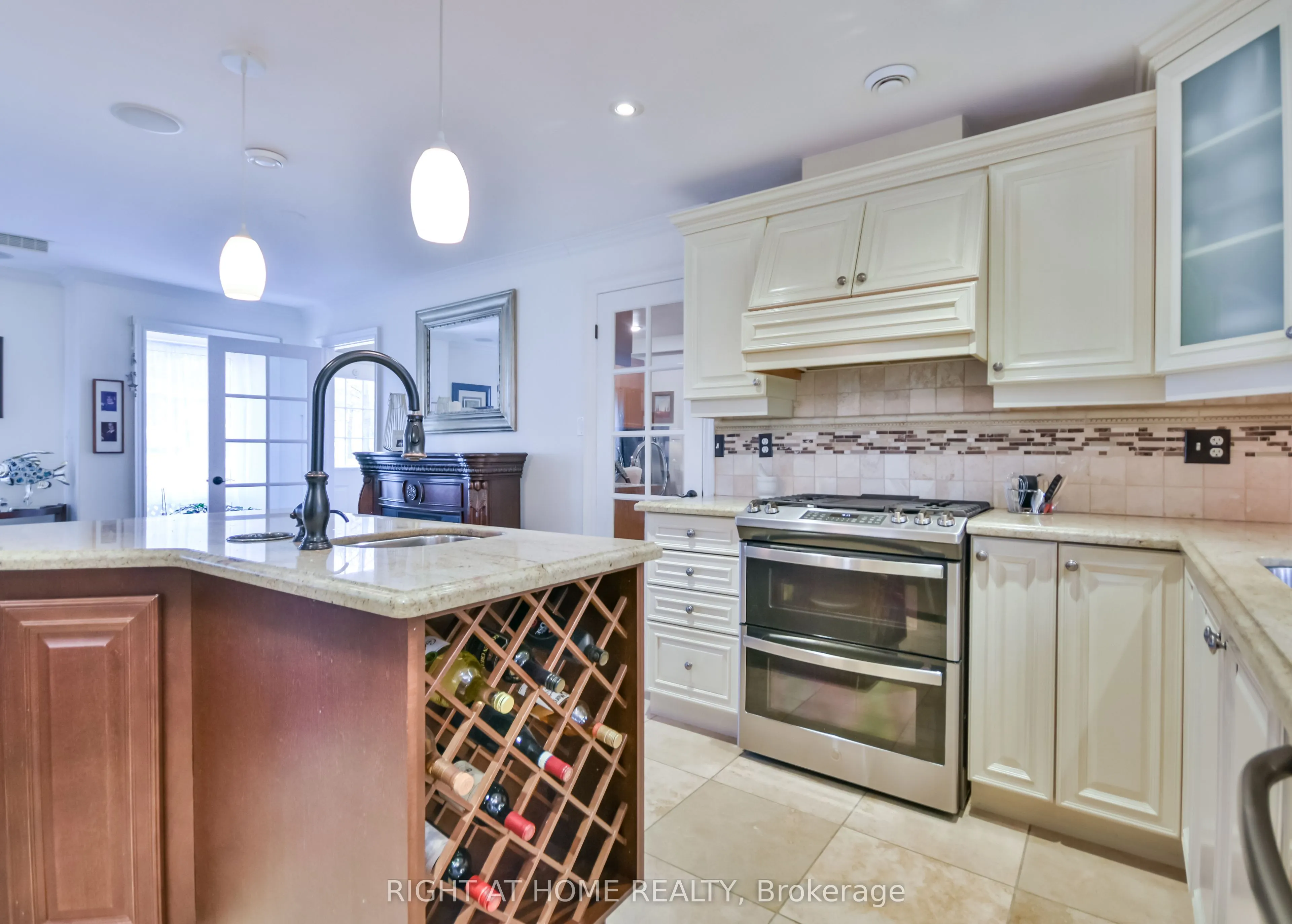 287 Edgehill Drive