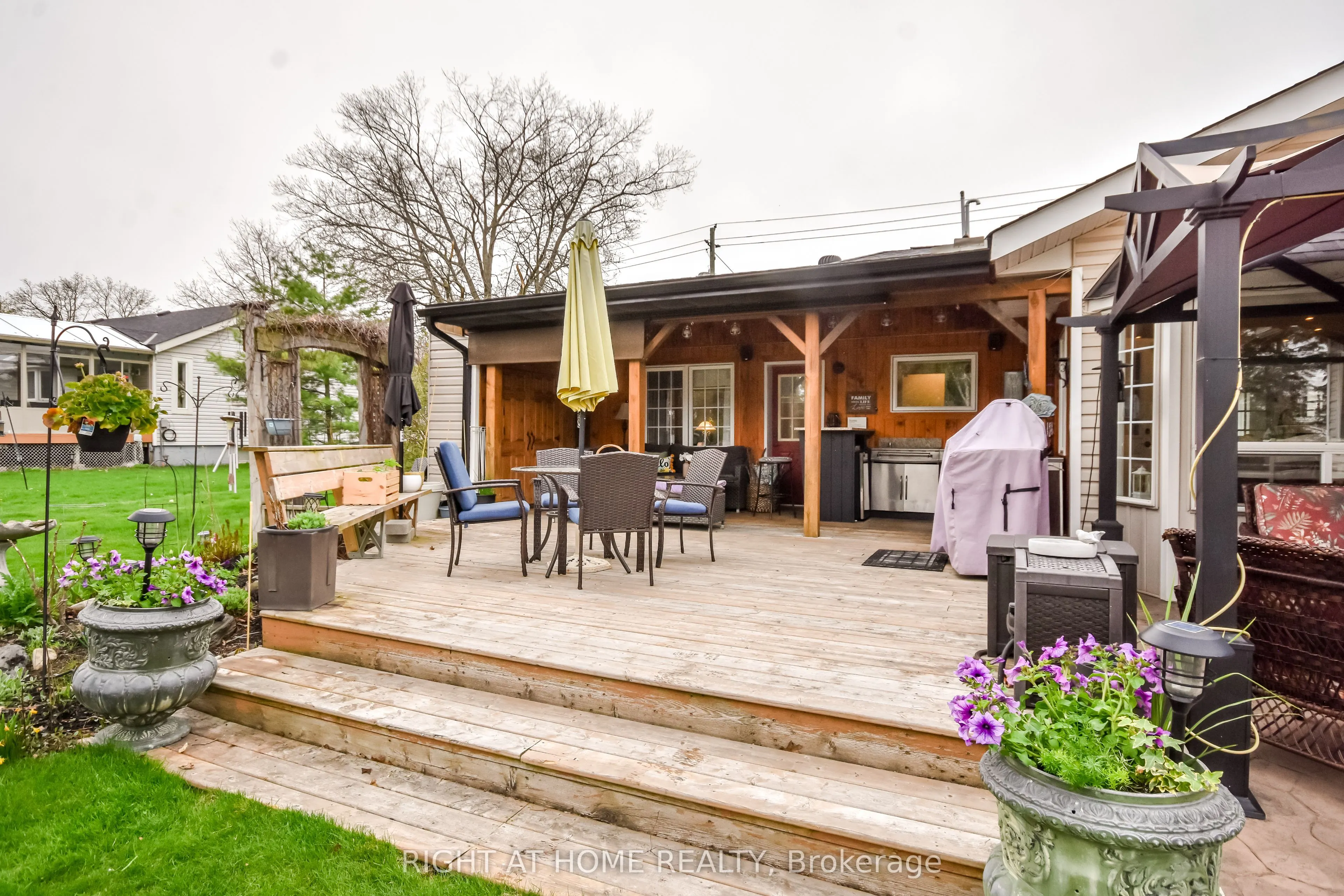 287 Edgehill Drive