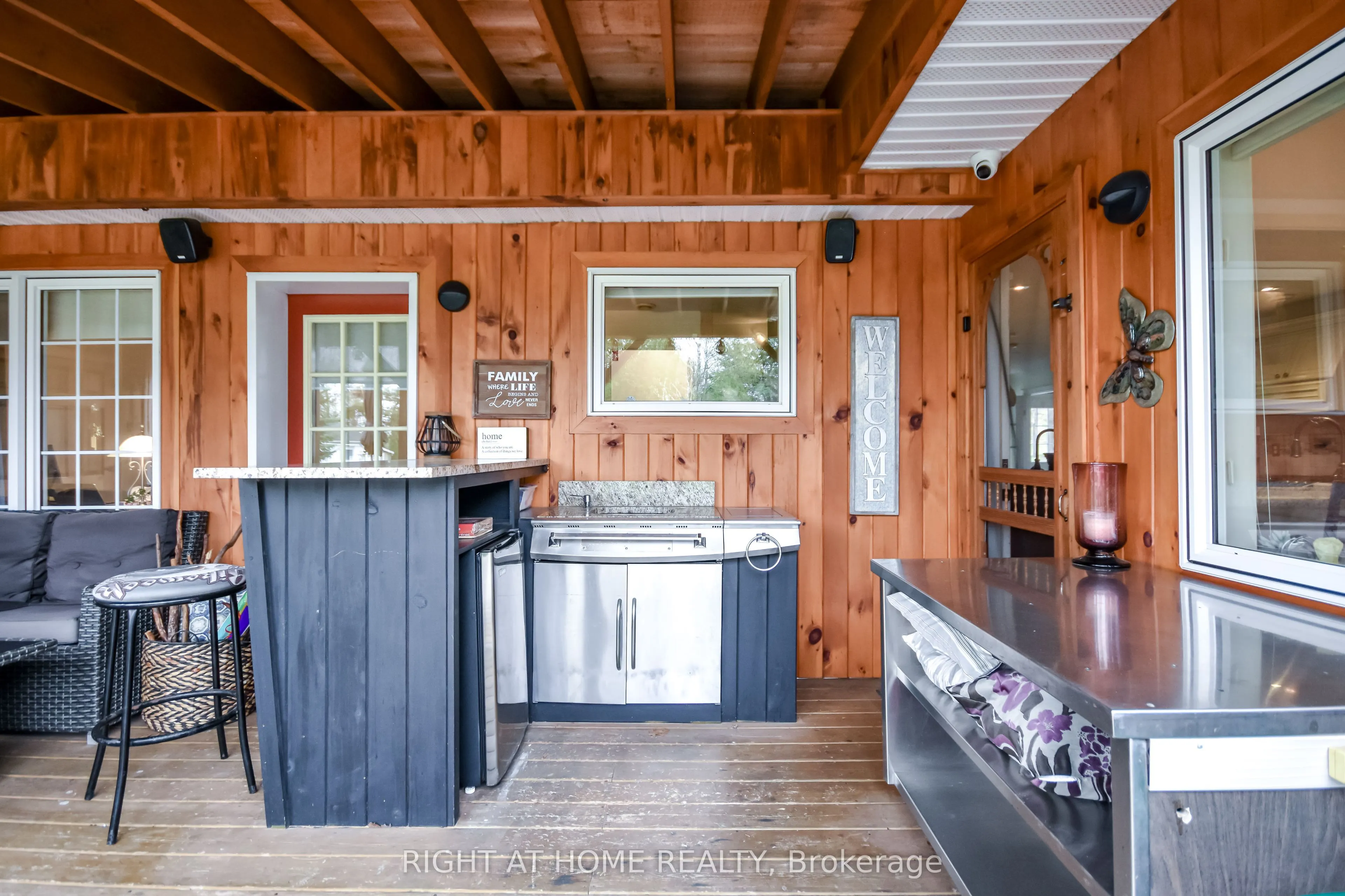 287 Edgehill Drive