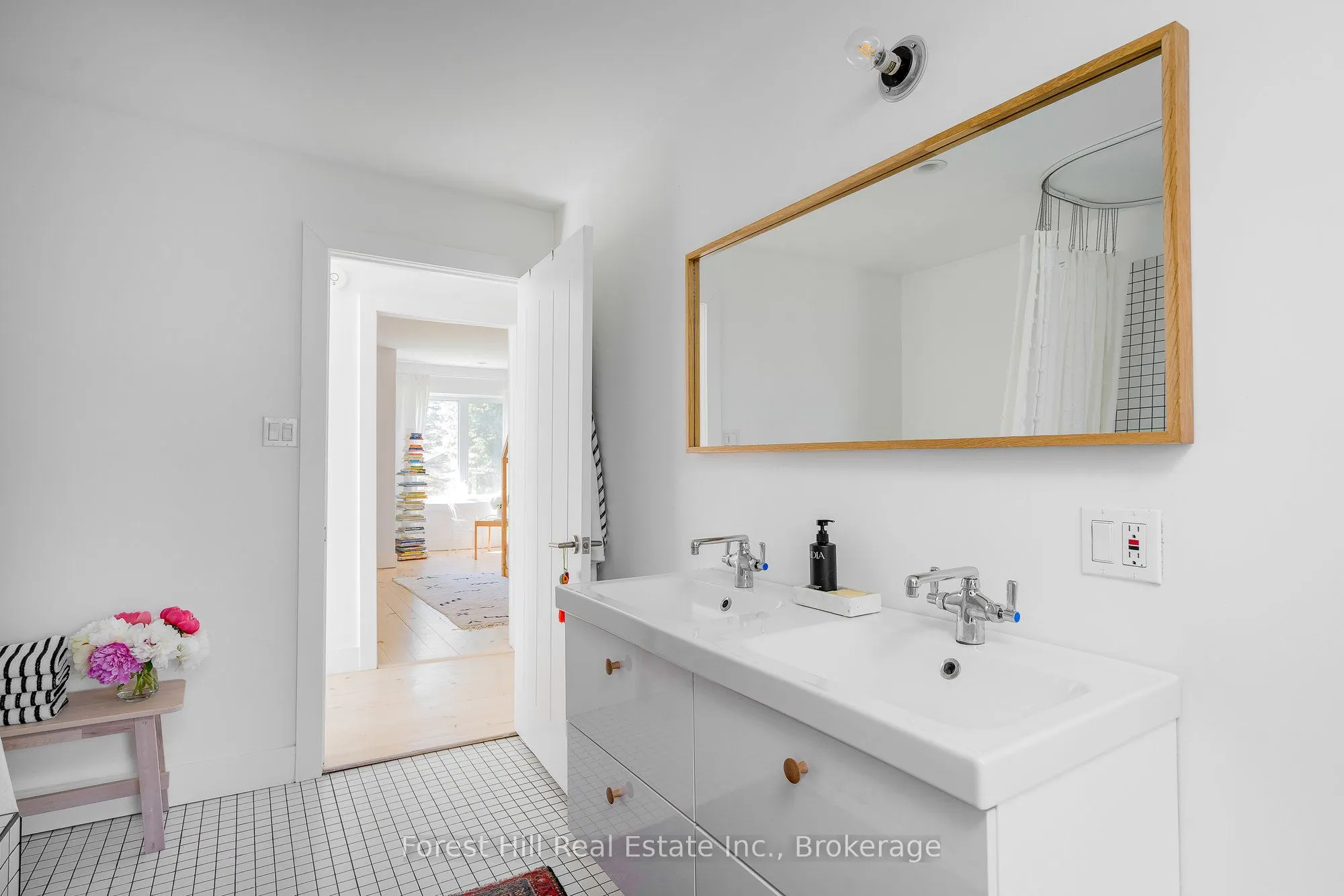 7599 36/37 Nottawasaga Side Road E