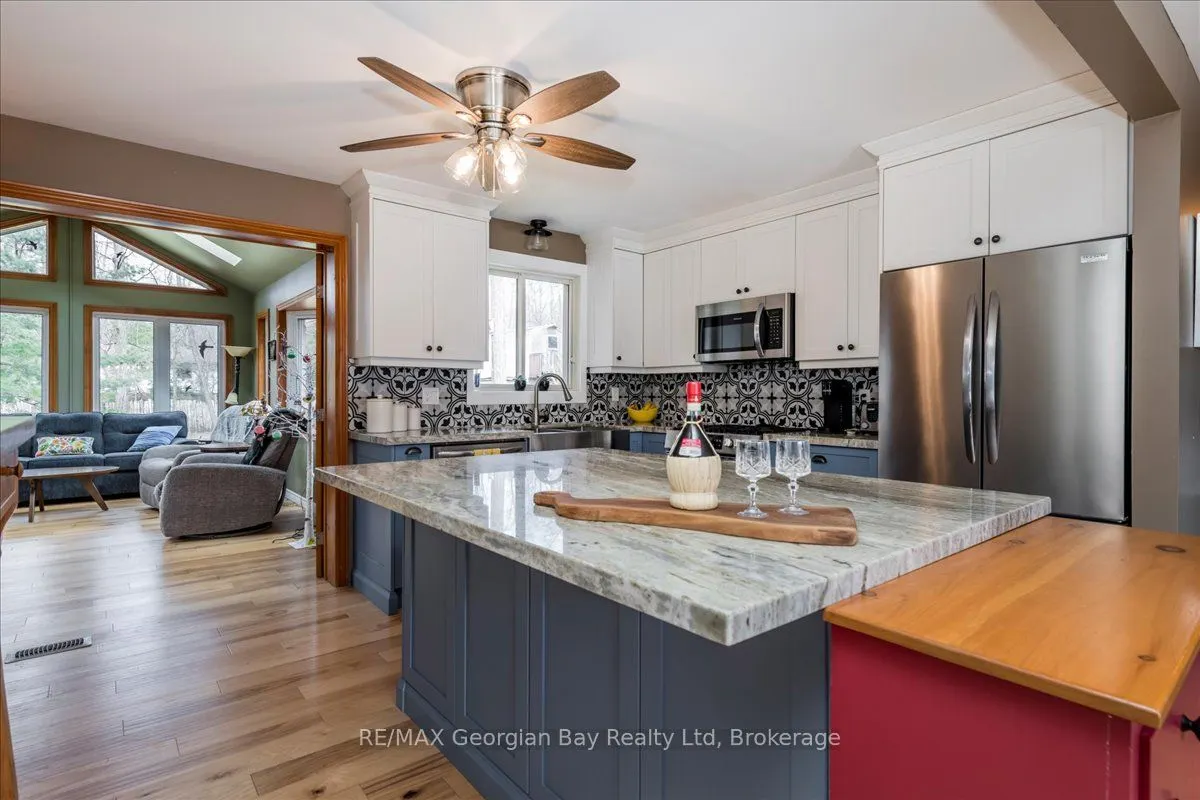16 Mundy Avenue