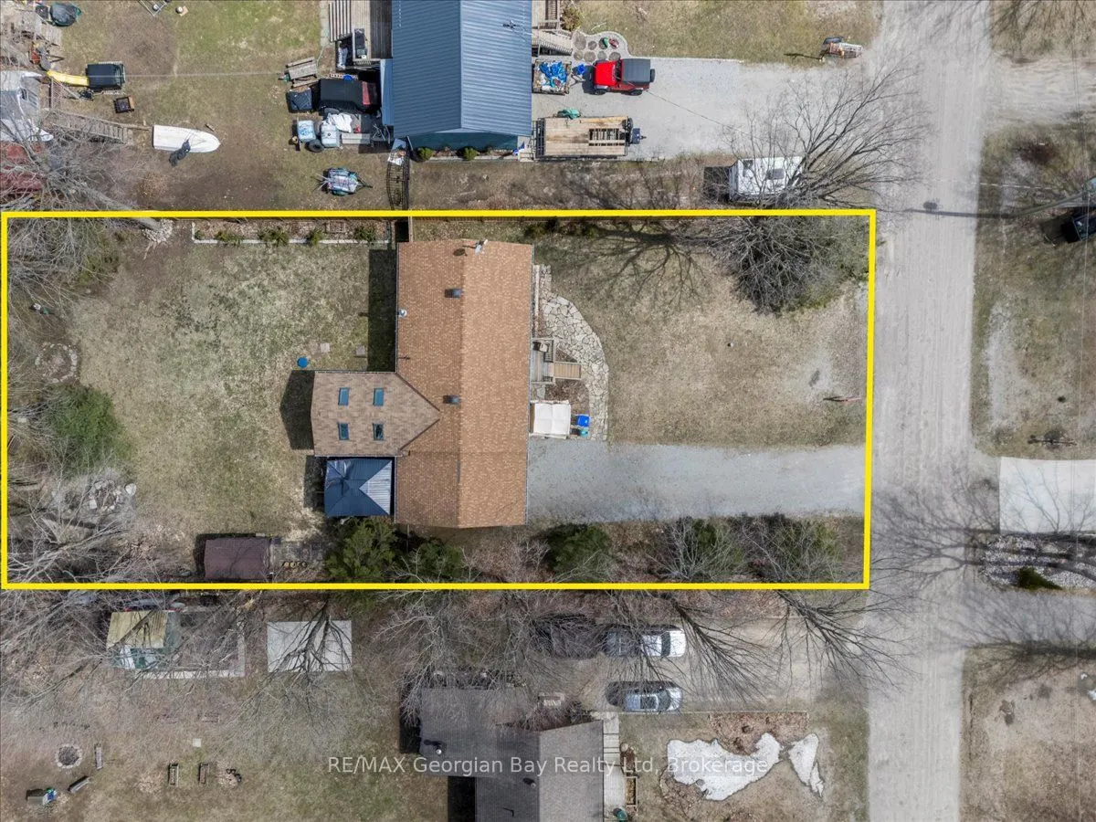 16 Mundy Avenue
