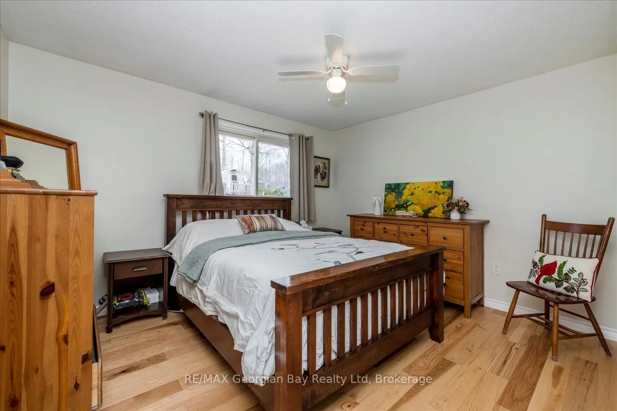16 Mundy Avenue