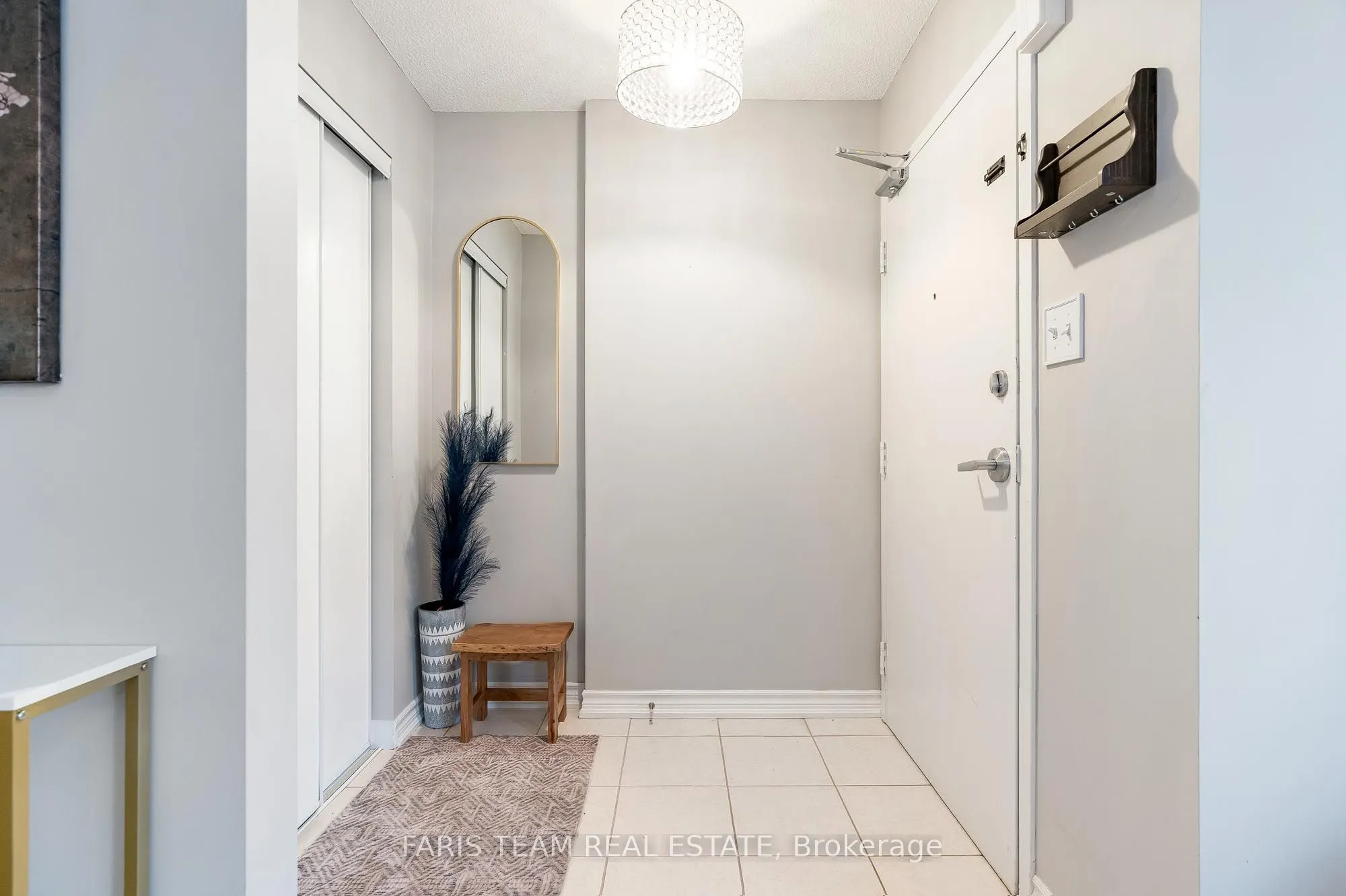 57 Ferndale Drive S #9