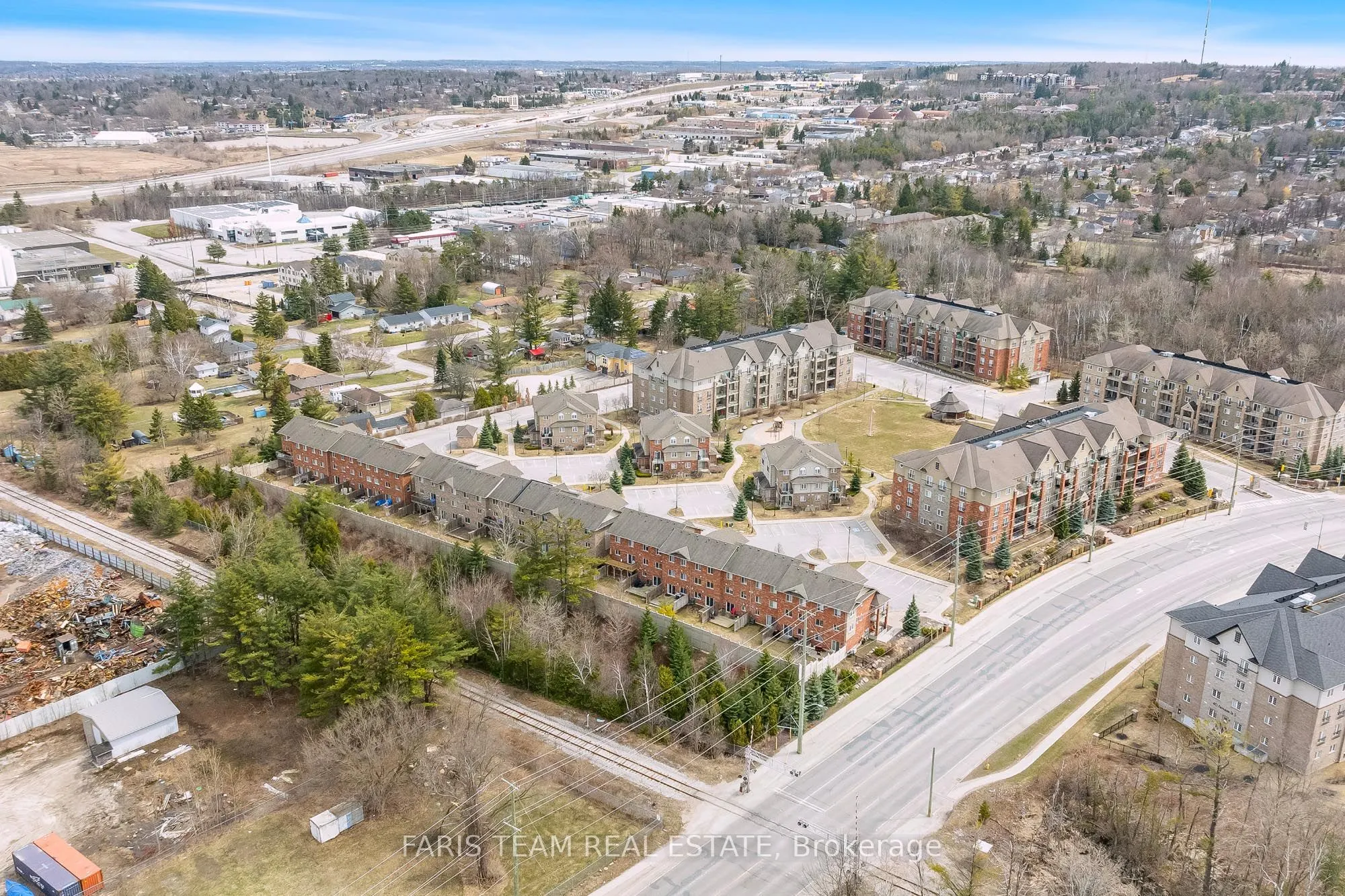 57 Ferndale Drive S #9