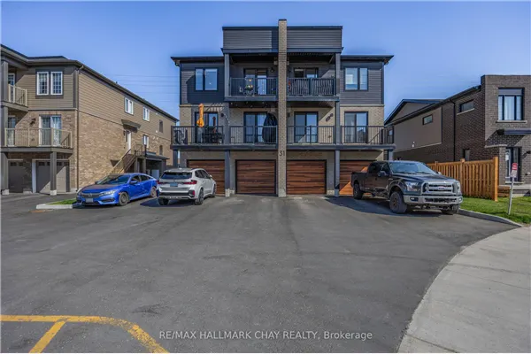 31 Pumpkin Corner Crescent
