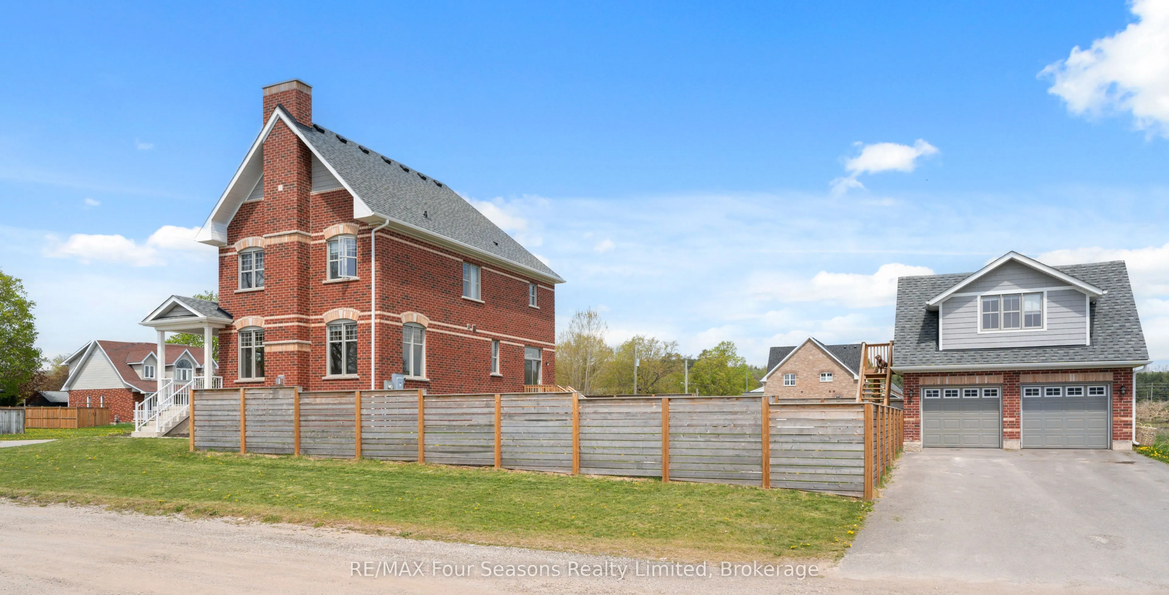 46 Francis Street E
