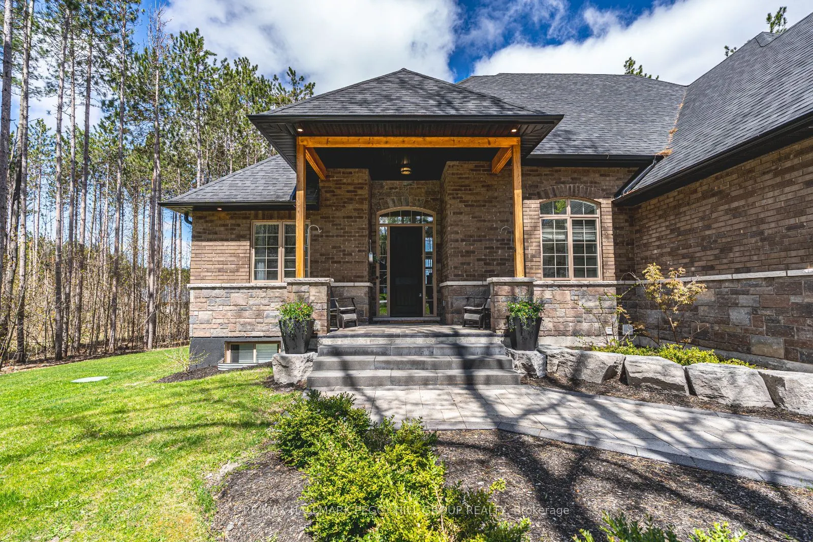 38 Windermere Circle