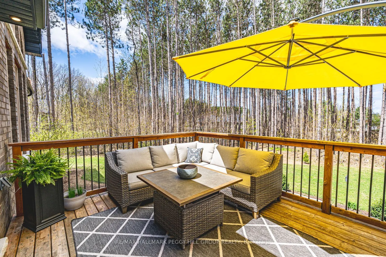 38 Windermere Circle