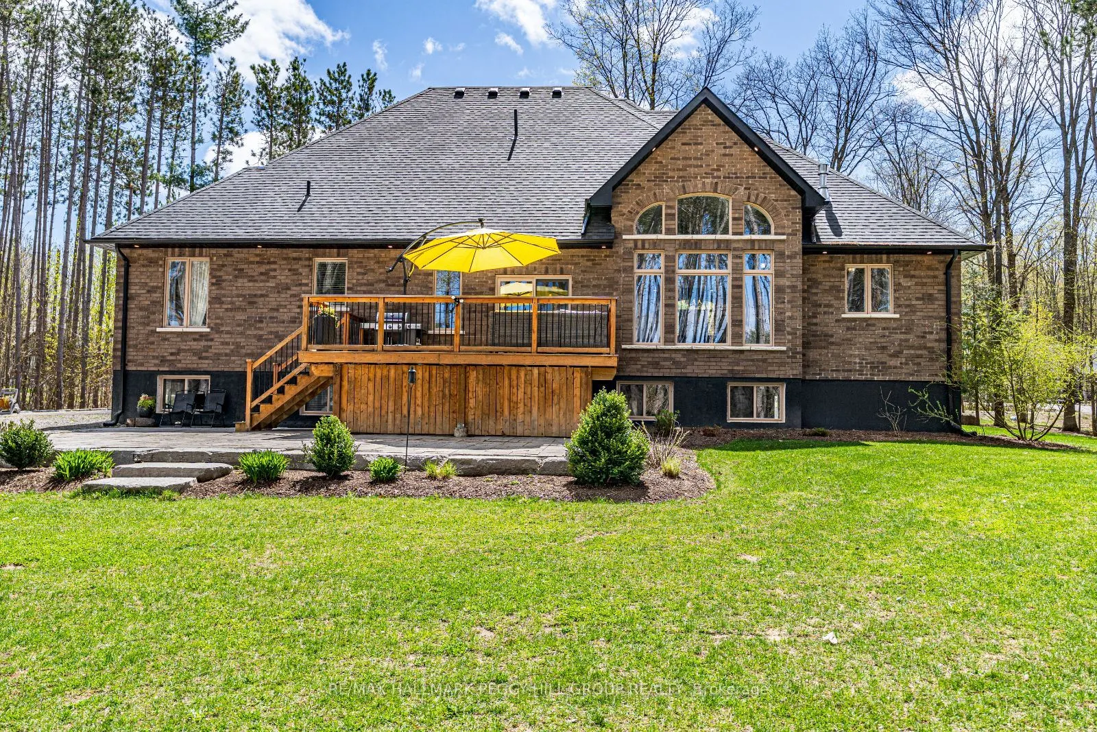 38 Windermere Circle