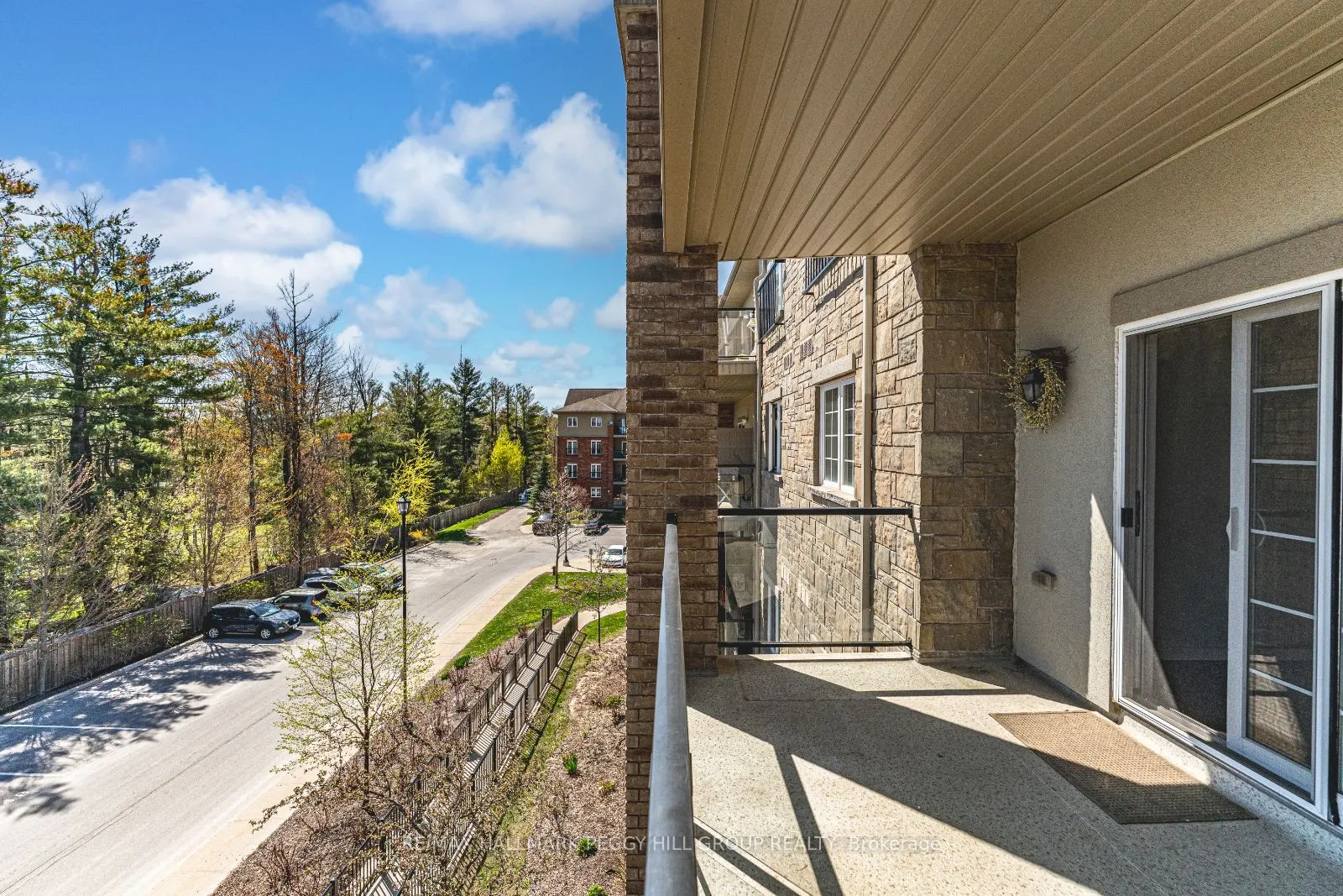 45 Ferndale Drive S #305