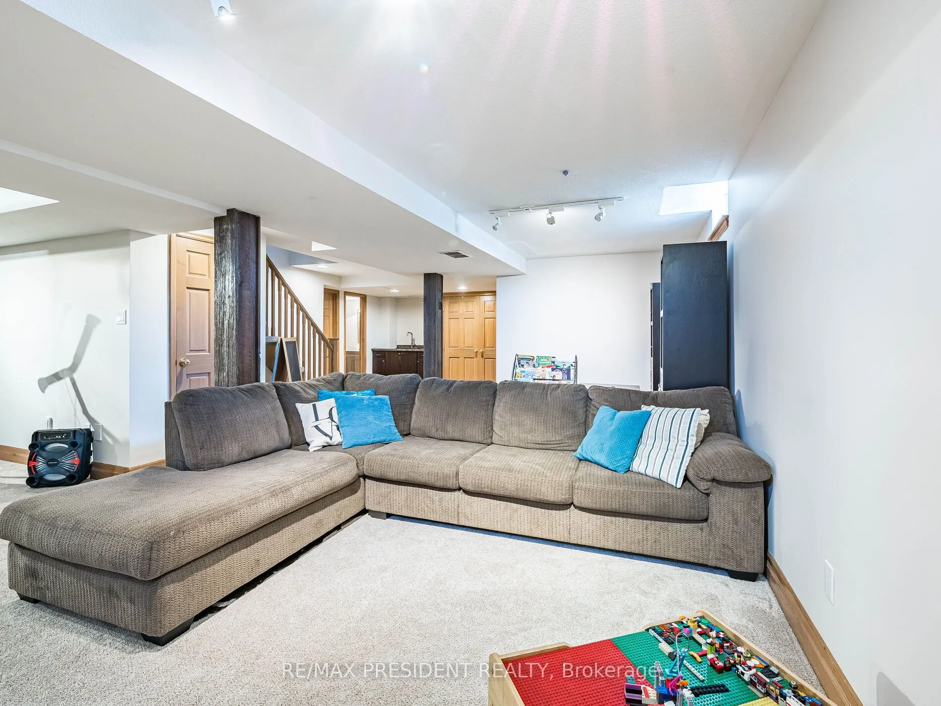 45 Grasett Crescent